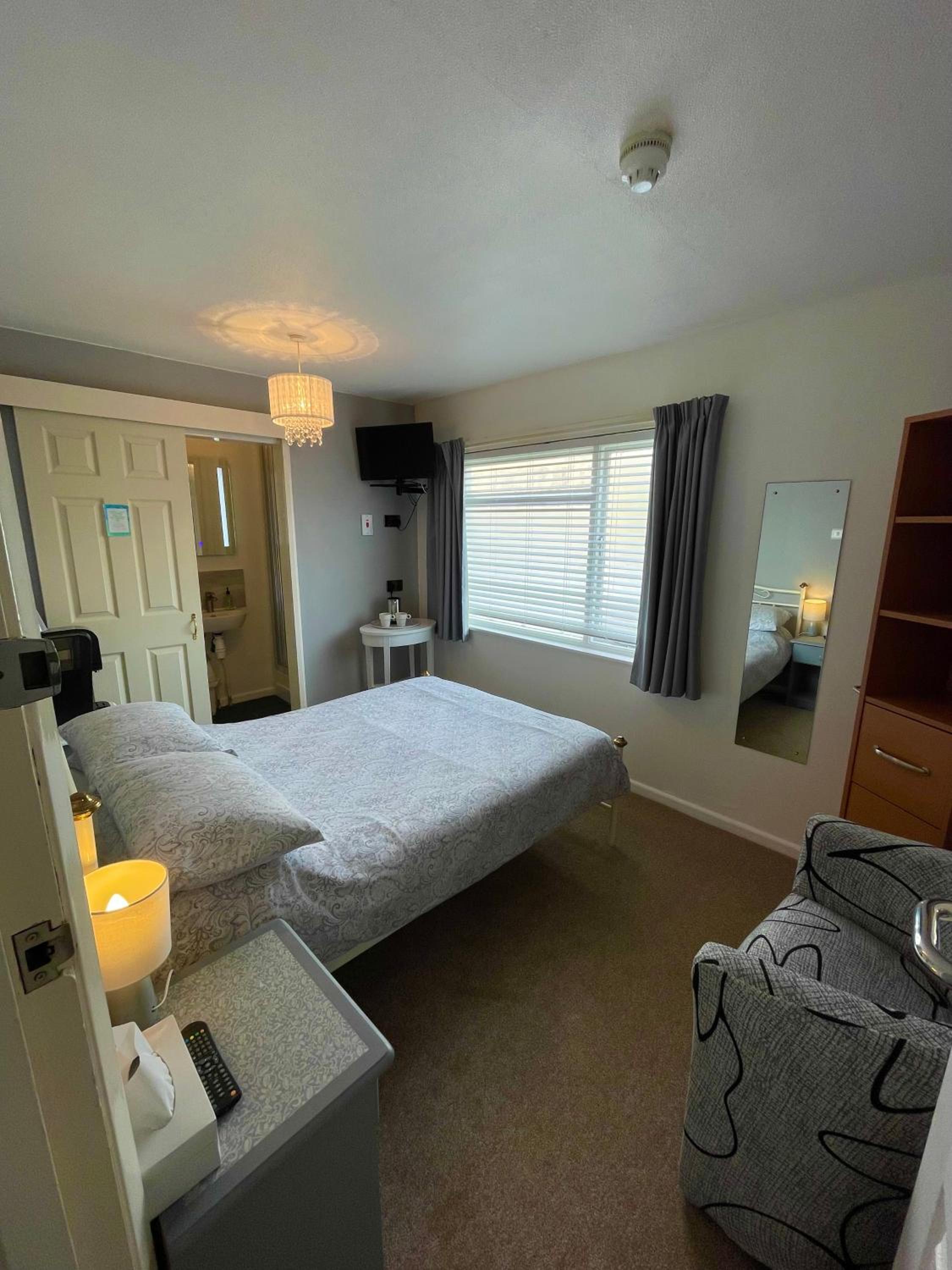 Economy Double Room