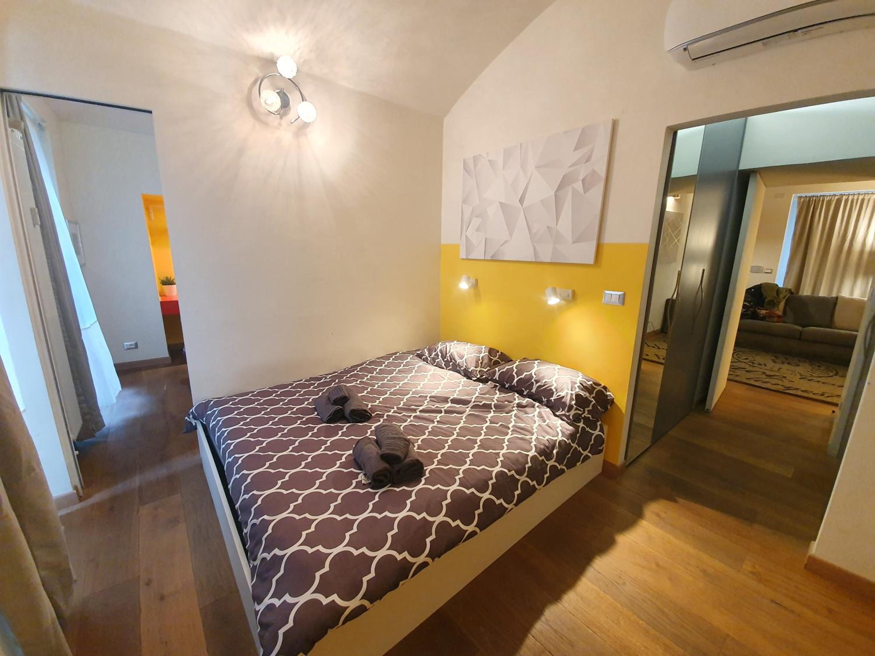 Two-Bedroom Apartment - Photo 15