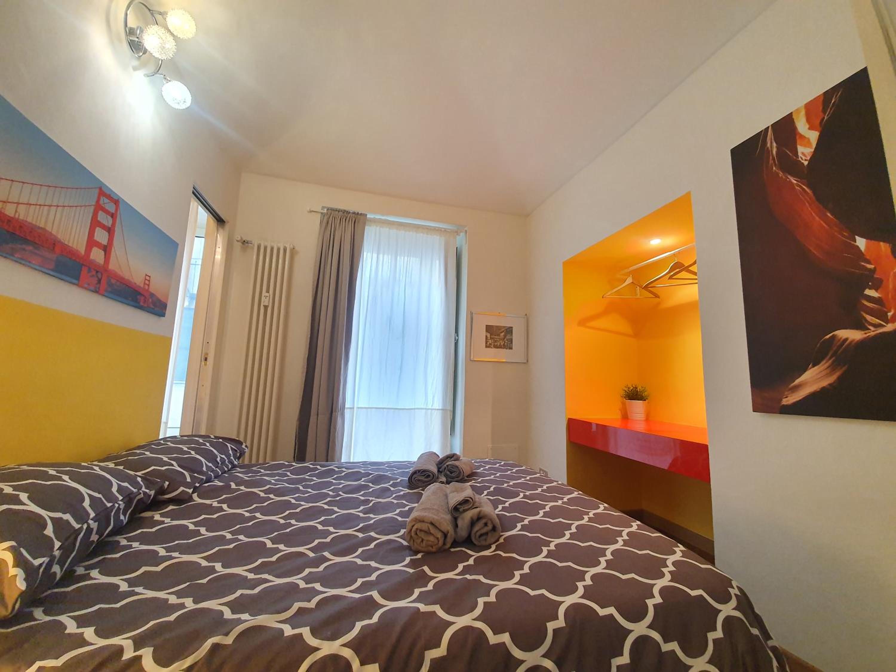 Two-Bedroom Apartment - Photo 18