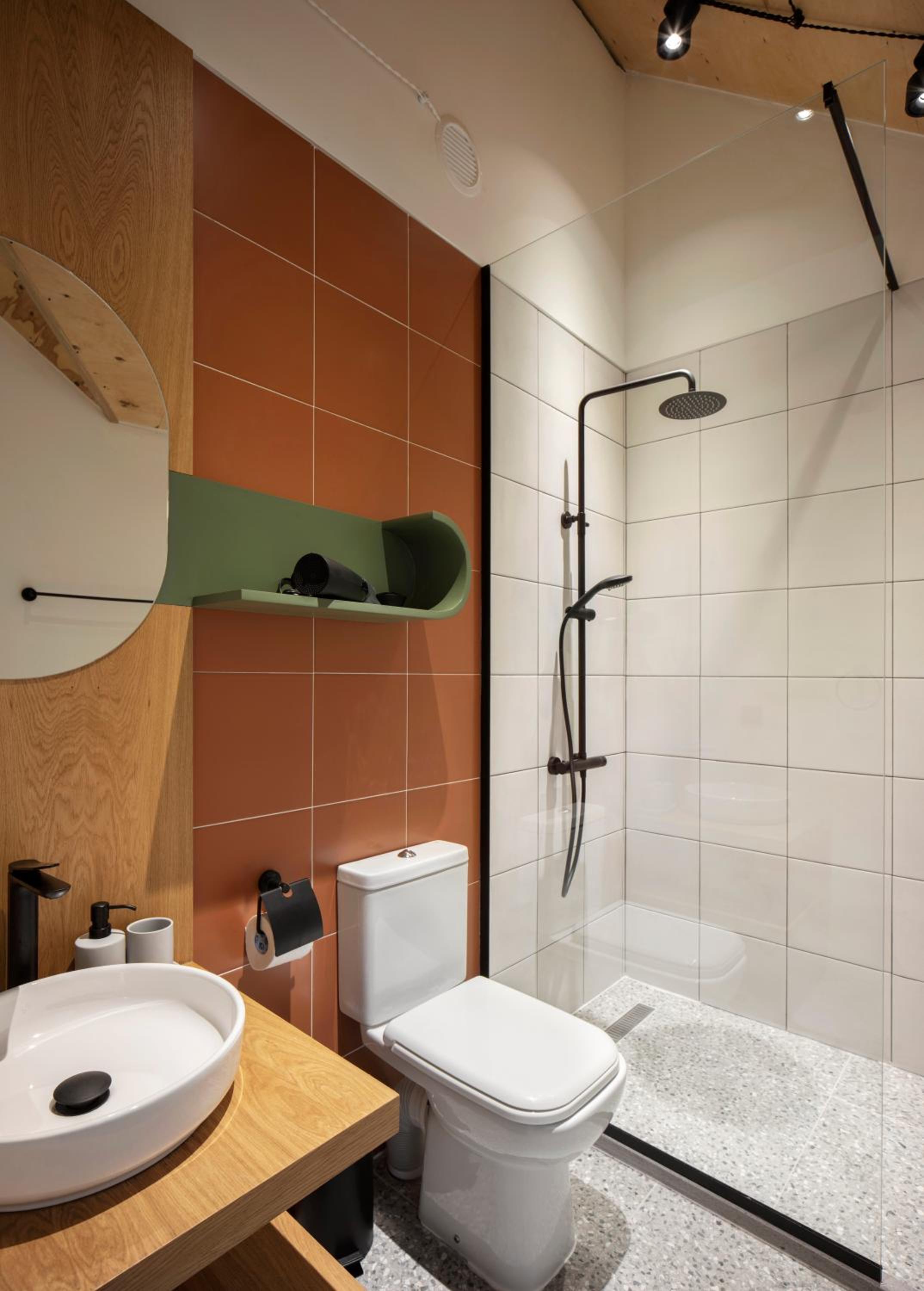 Deluxe Double Room with Bath photo 3