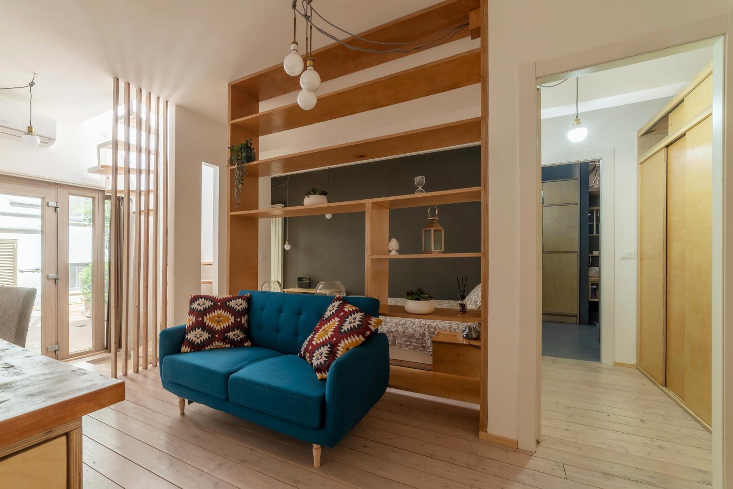 Studio Apartment