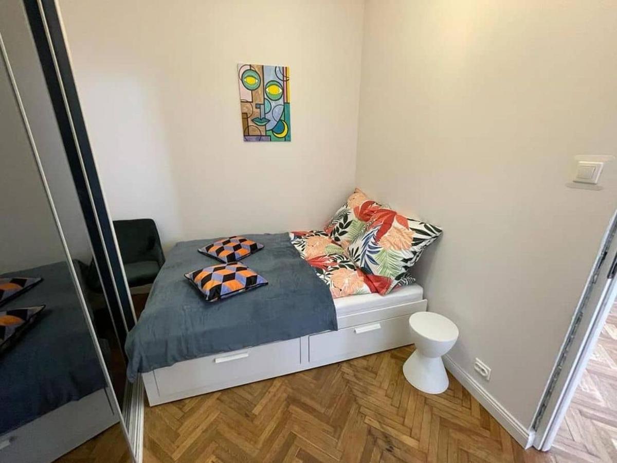Two-Bedroom Apartment photo 2