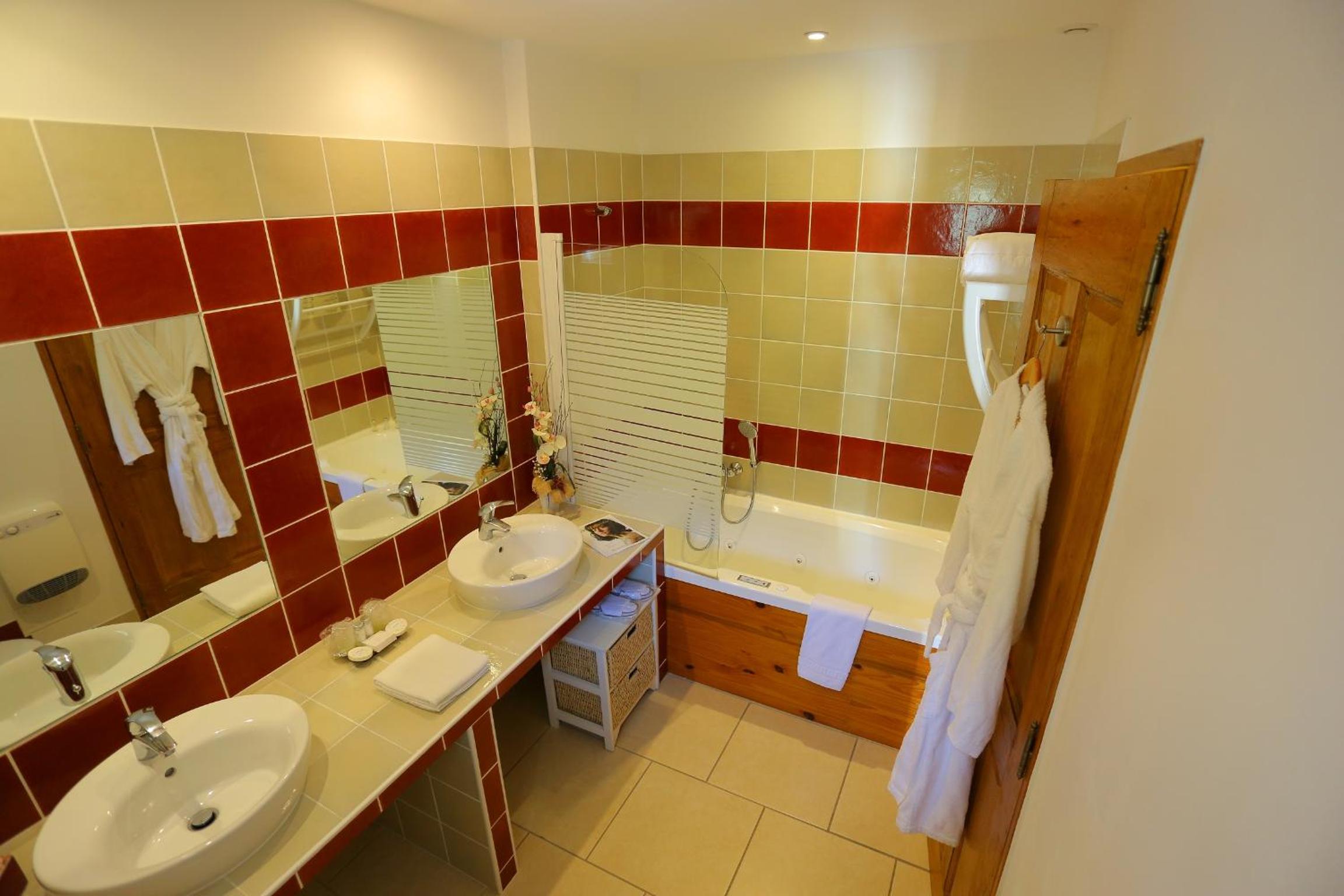 Superior Double Room photo 2