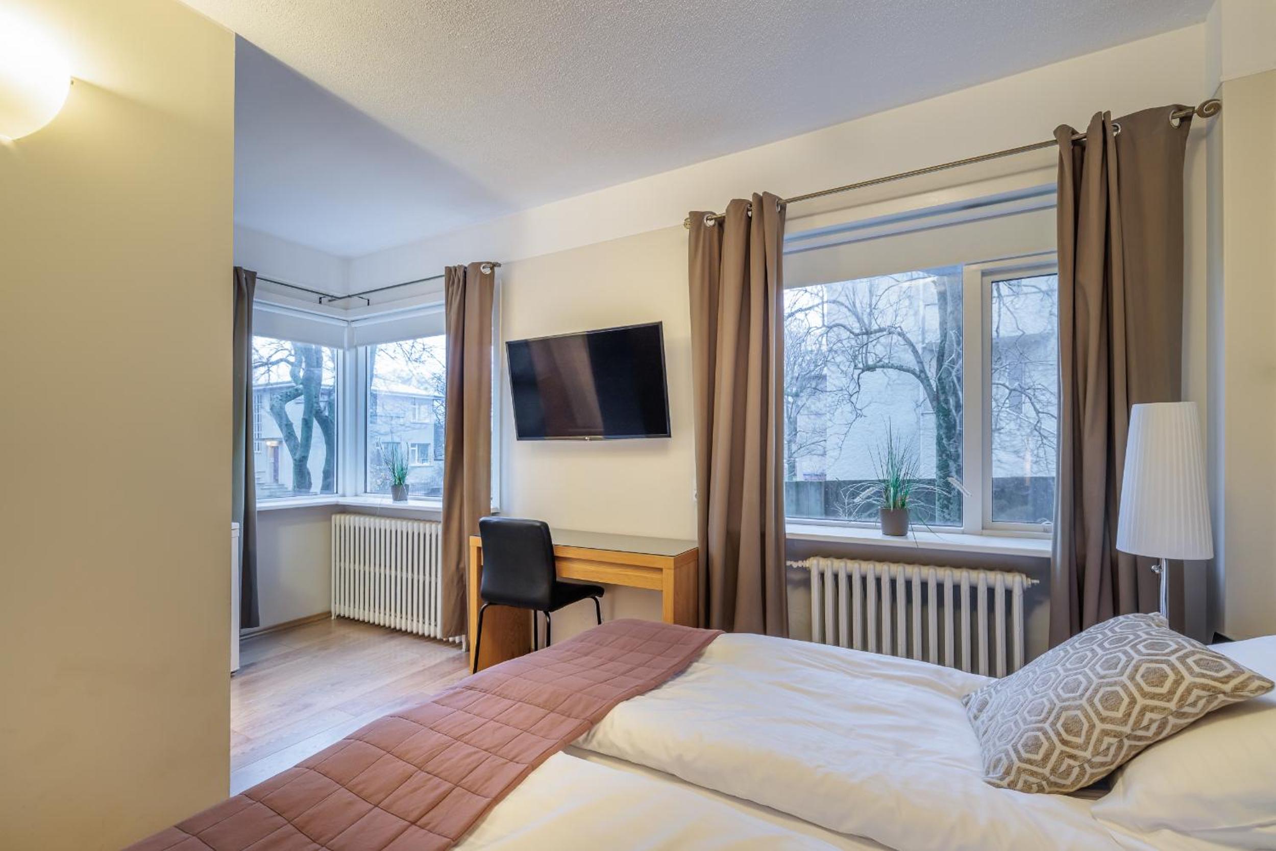 Double Room with Private Bathroom - Photo 1