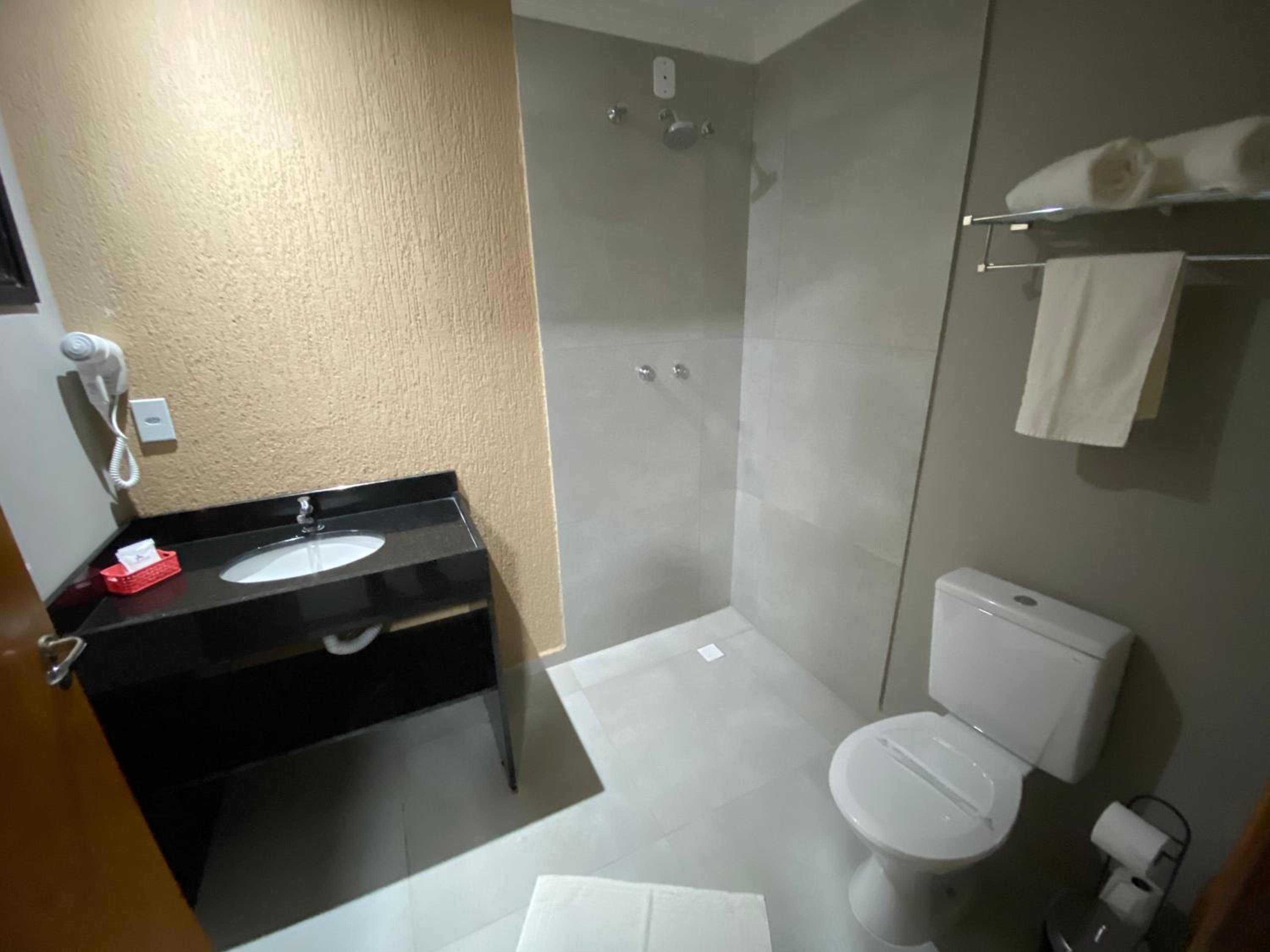 Double Room - Disability Access photo 2