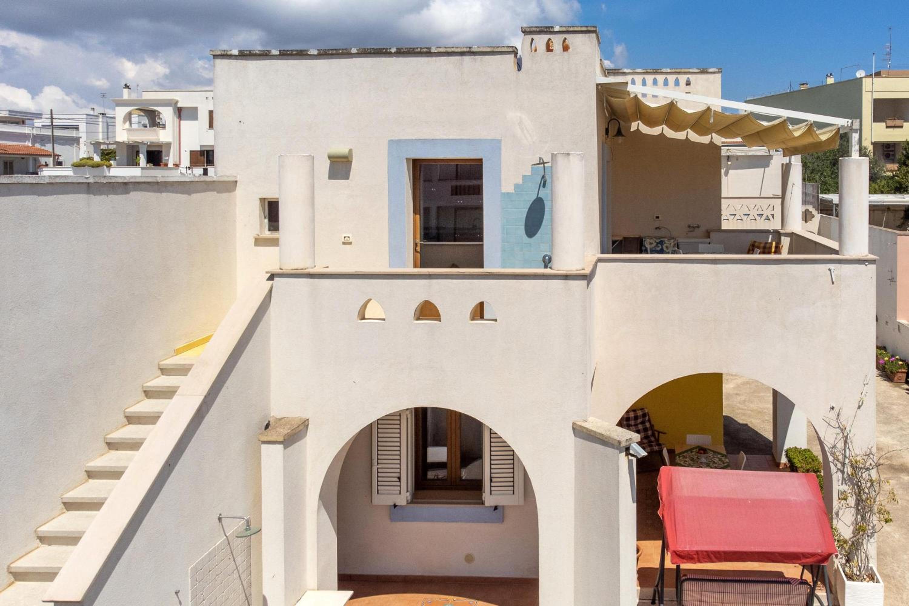 Two-Bedroom Deluxe Apartment with Balcony photo 3