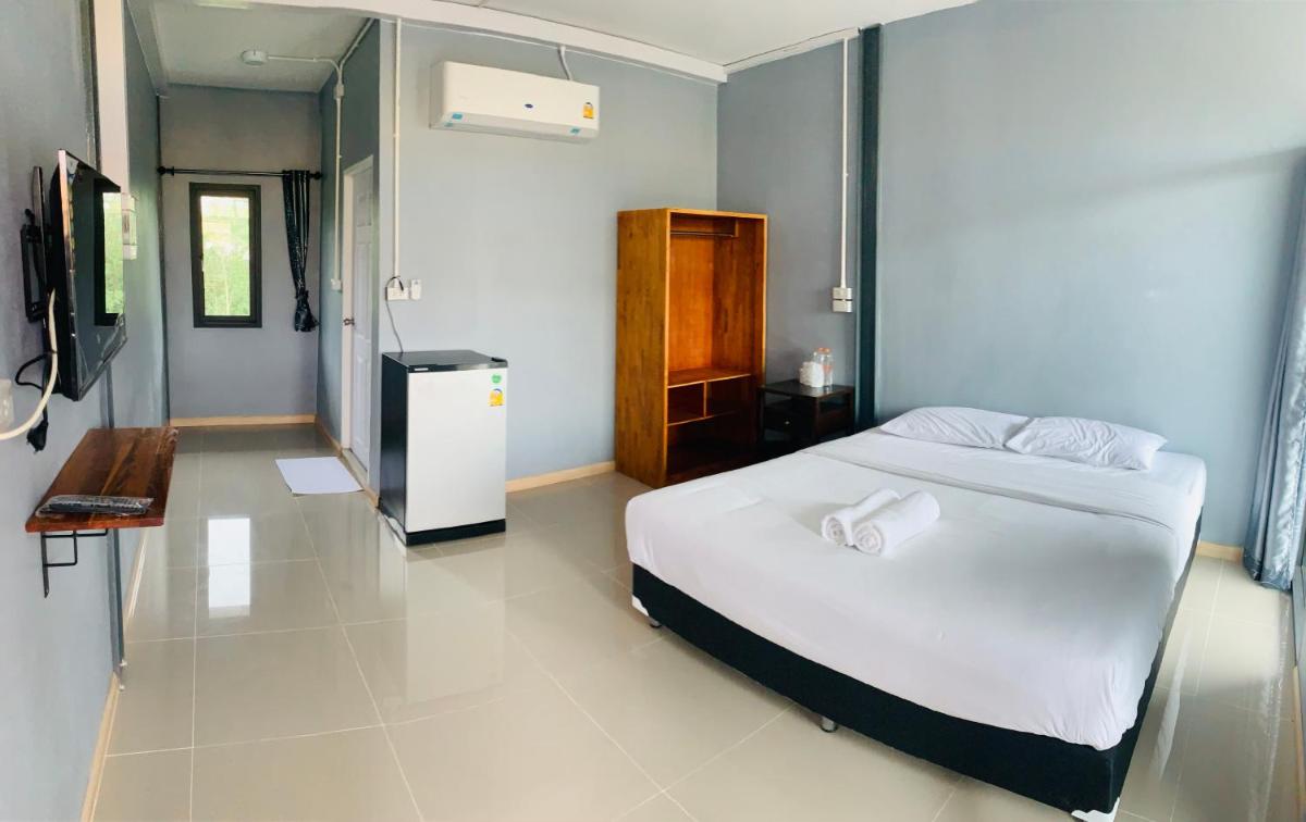 Double Room - Photo 3