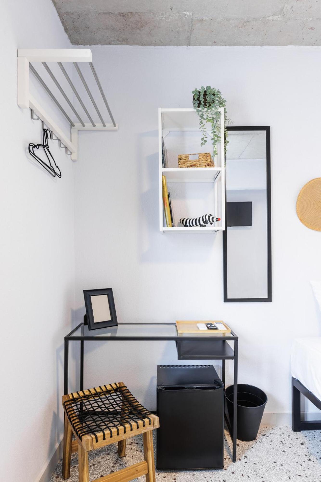 Budget Single Room photo 2