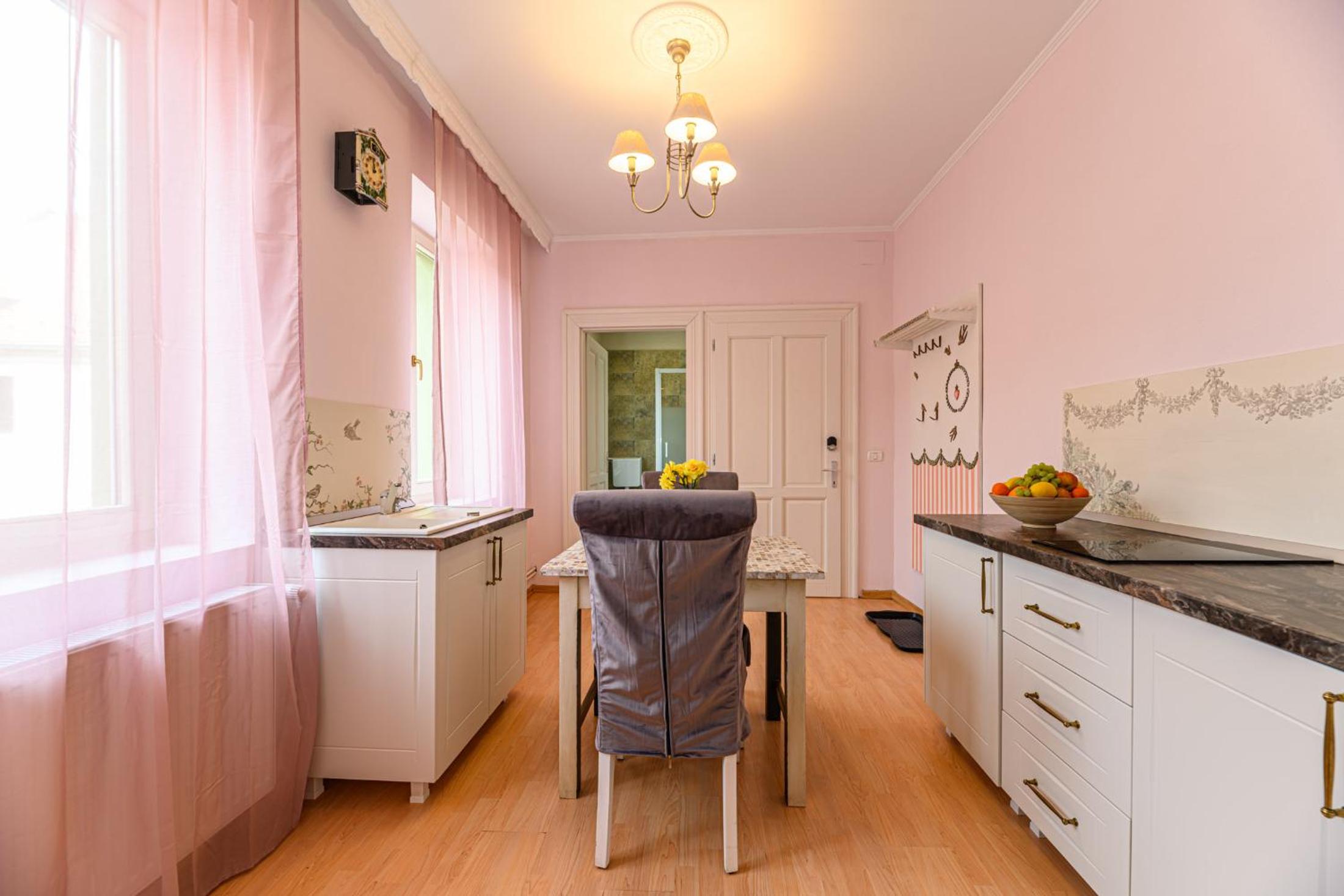 One-Bedroom Apartment - Photo 22