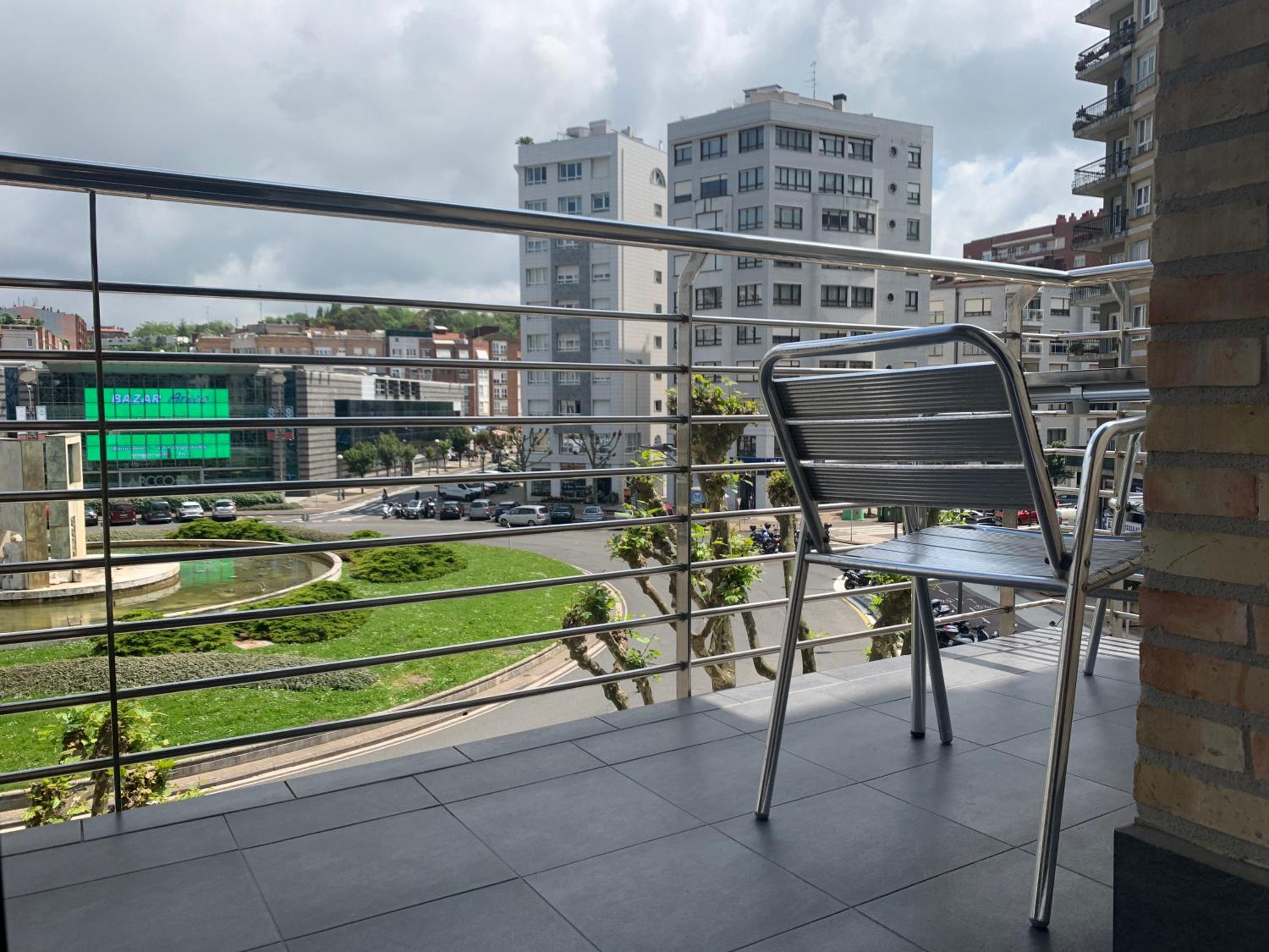 Triple Room with Balcony and Private Bathroom photo 2