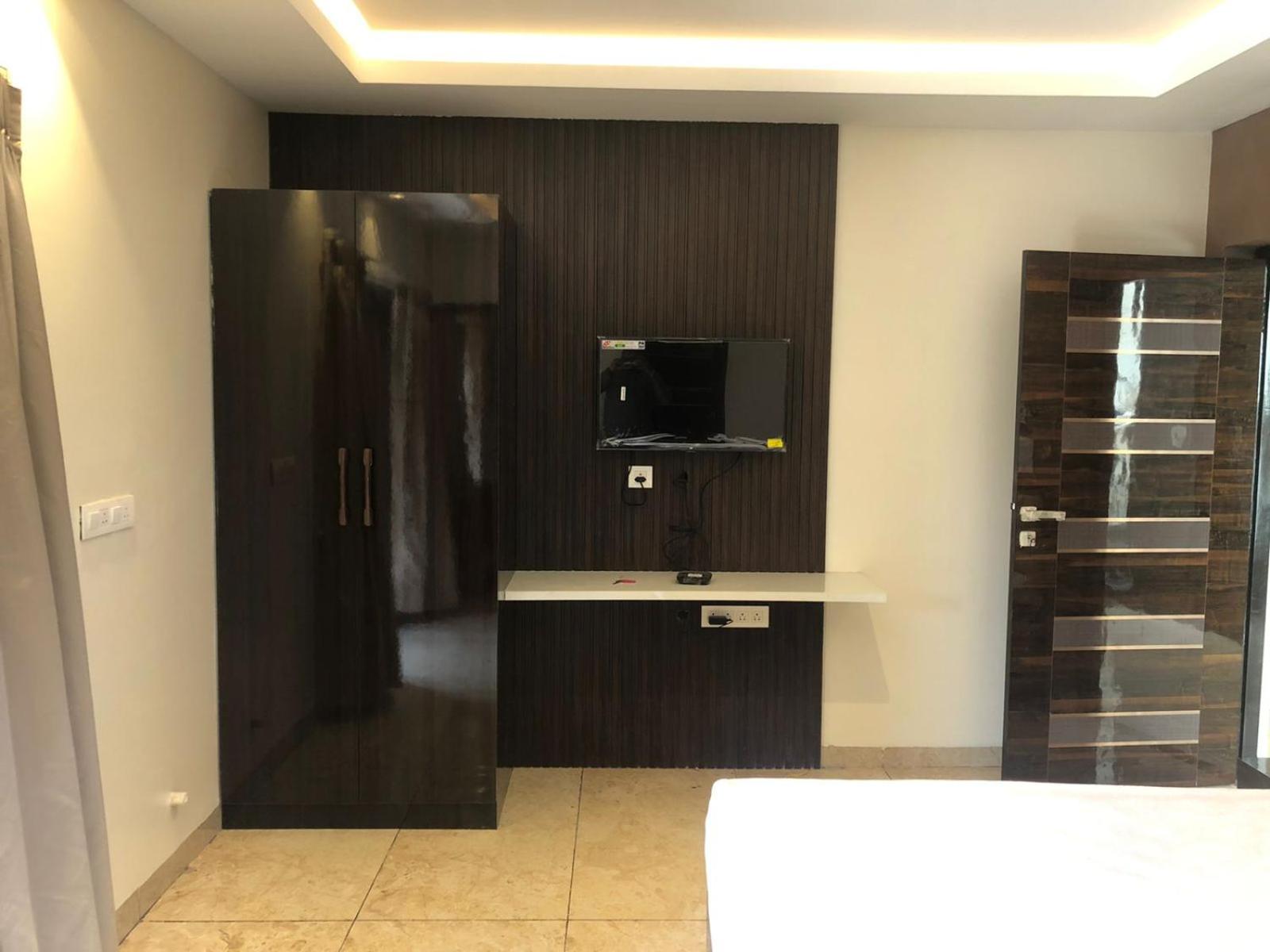 Family Room with Balcony - Photo 17