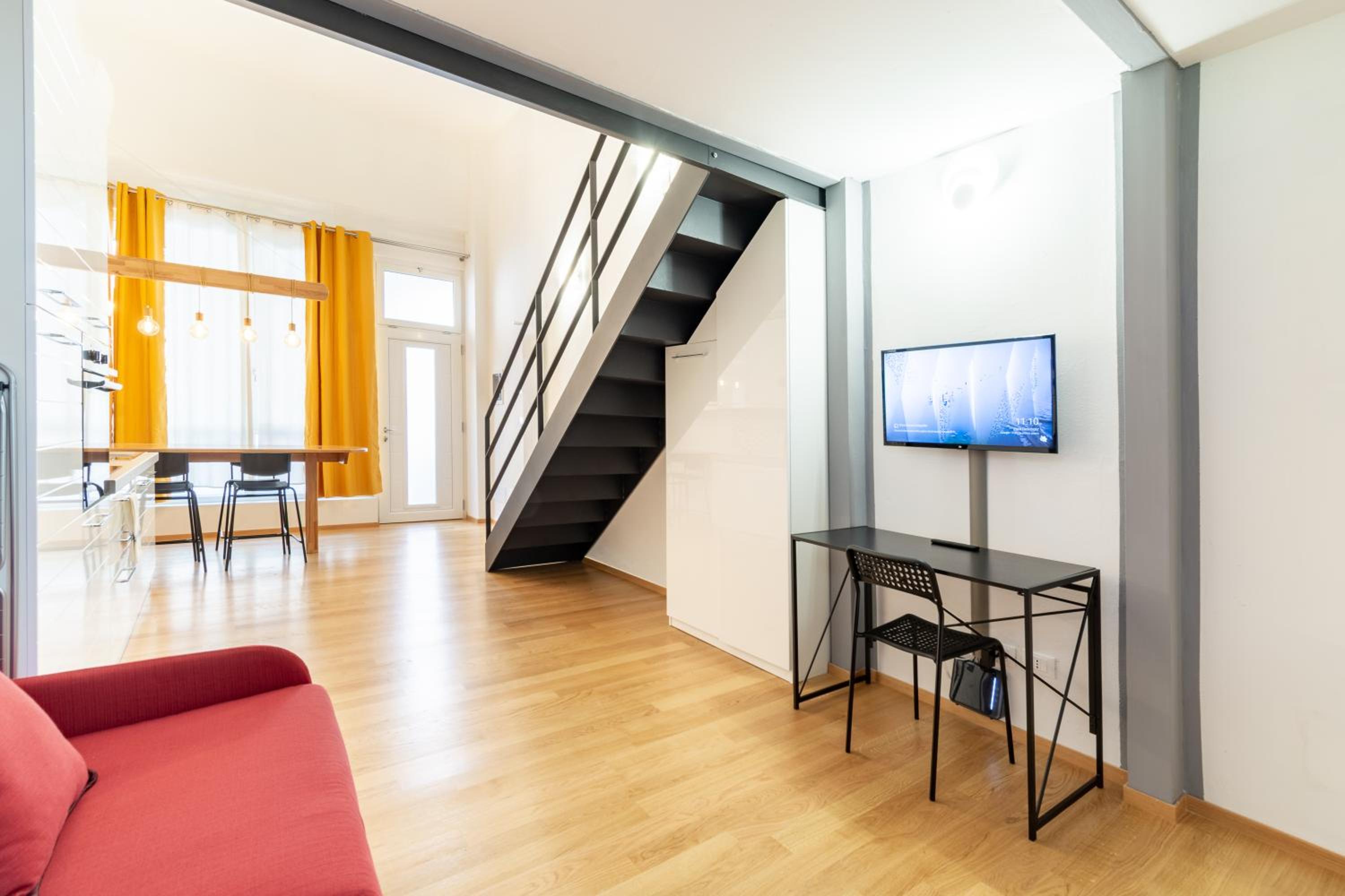 One-Bedroom Apartment