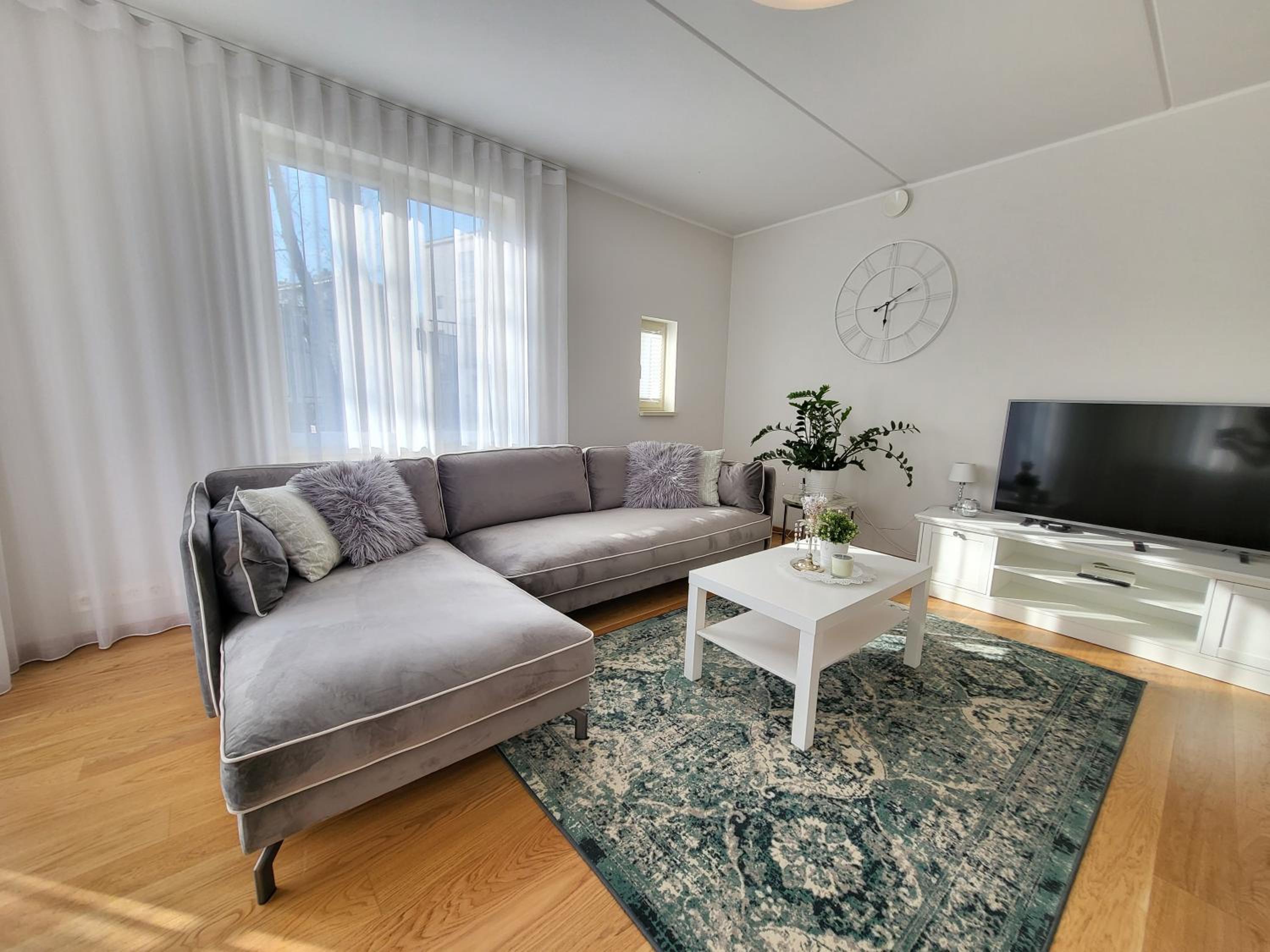 Apartment with Garden View - Photo 1