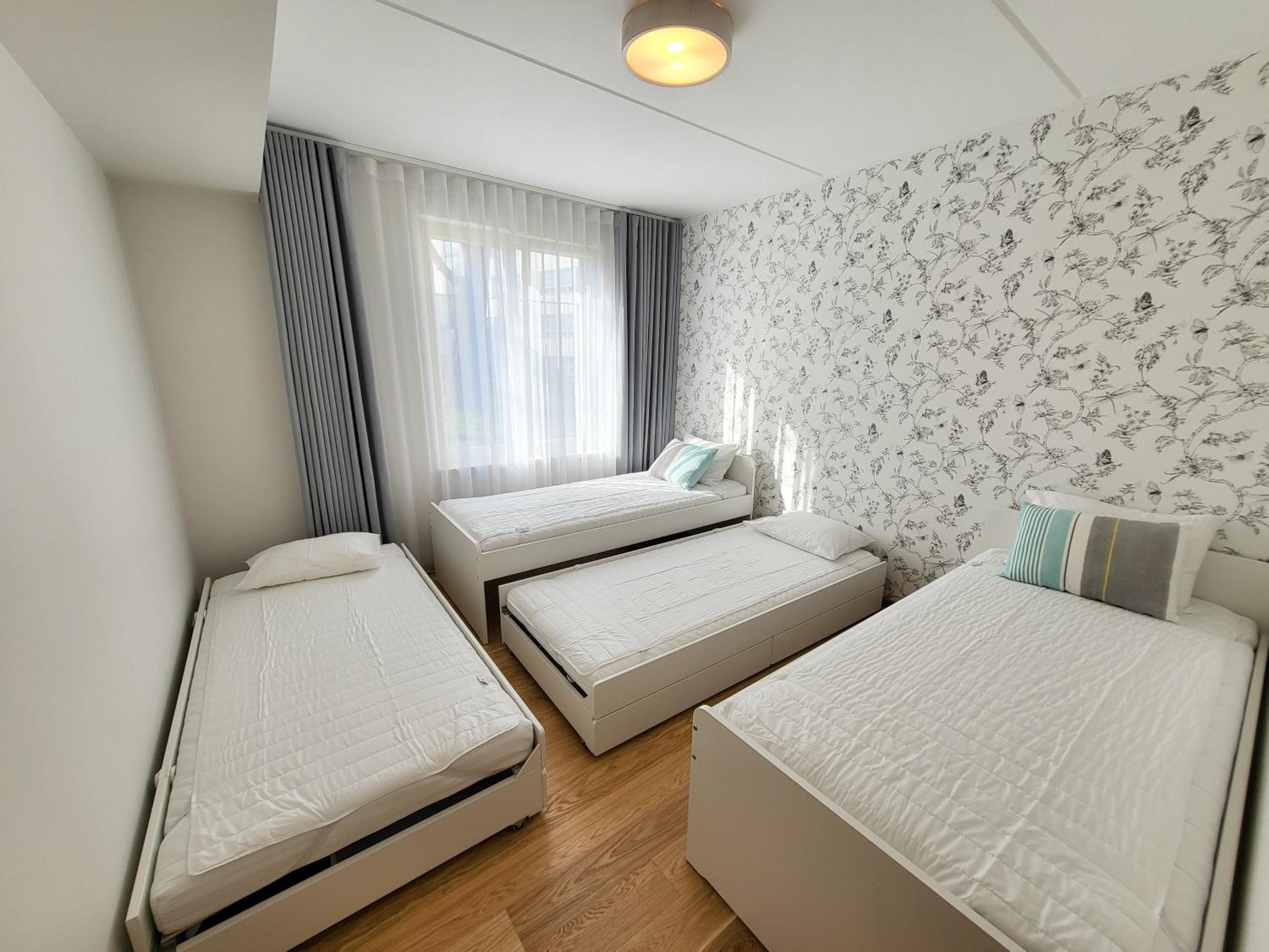 Apartment with Garden View - Photo 17