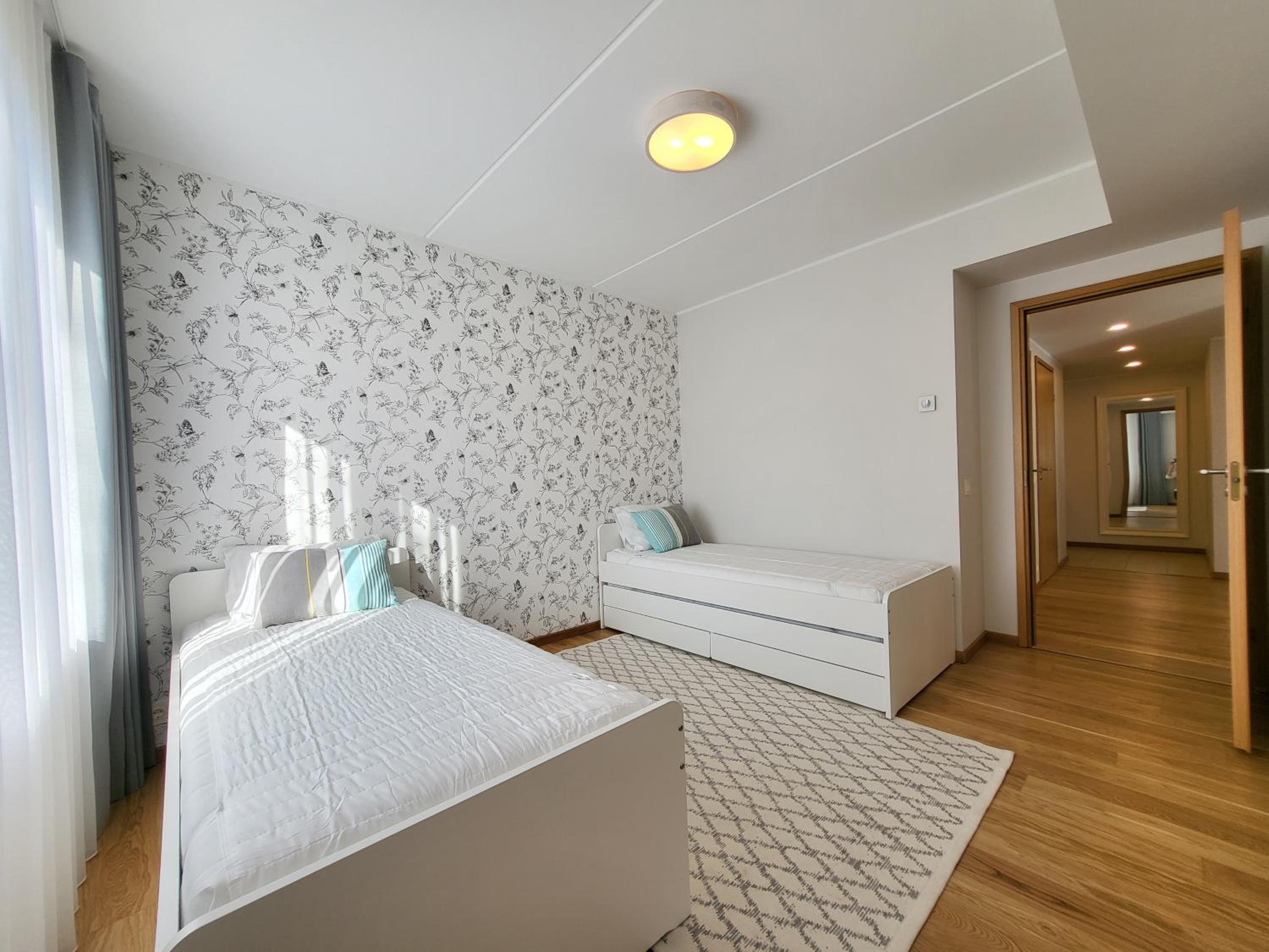 Apartment with Garden View - Photo 18