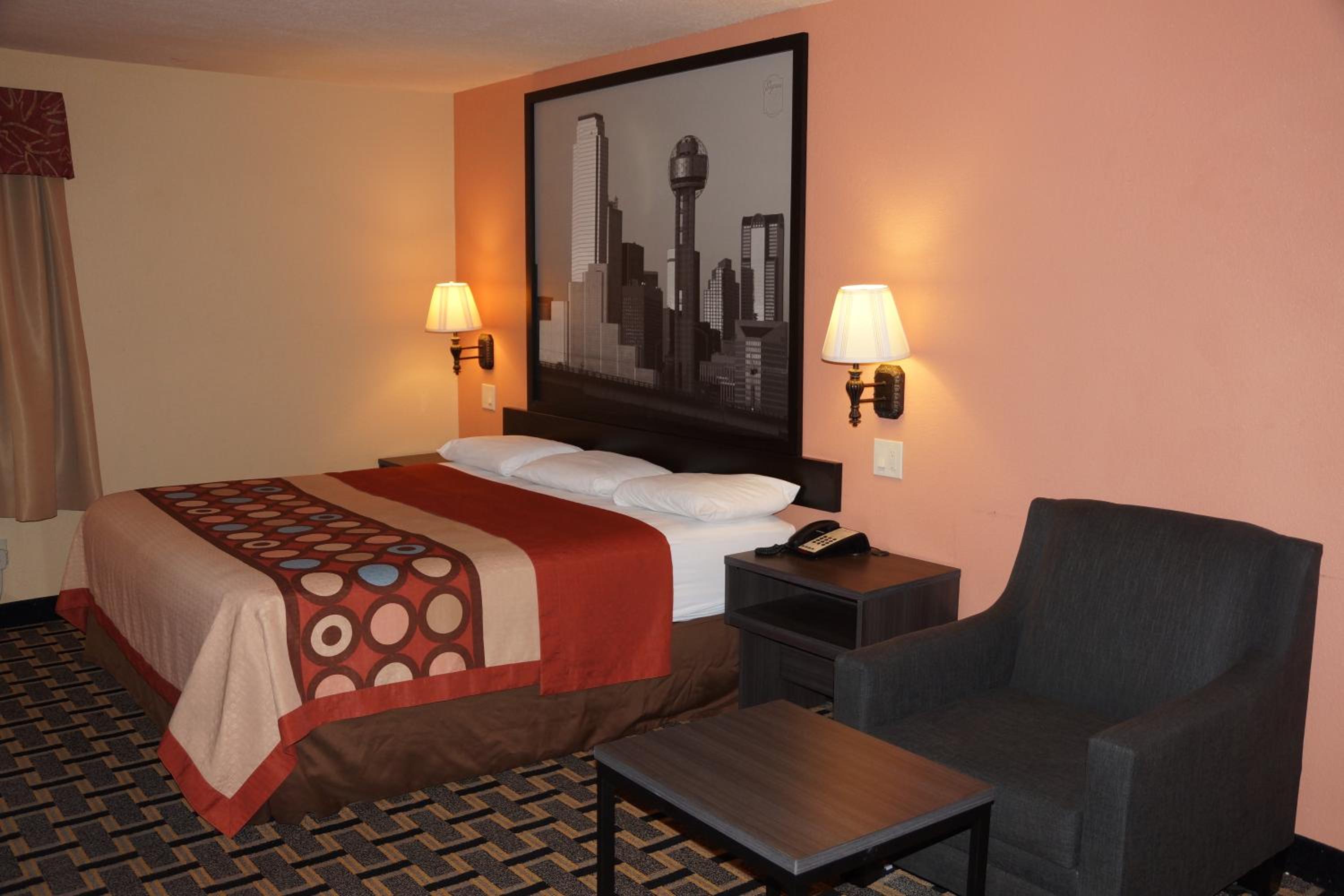 King Room - Non-Smoking - Photo 8