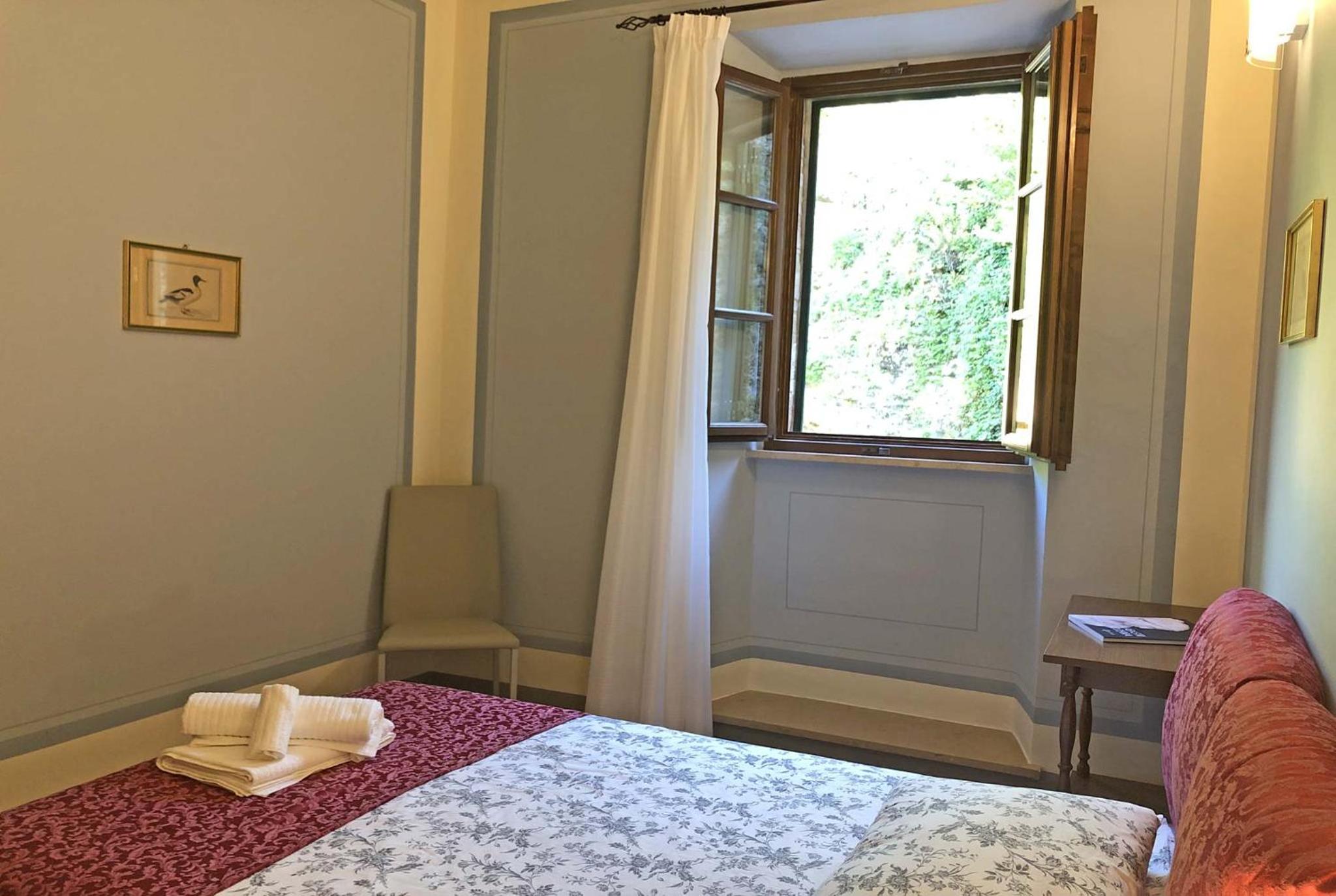 Three-Bedroom Apartment - Photo 4