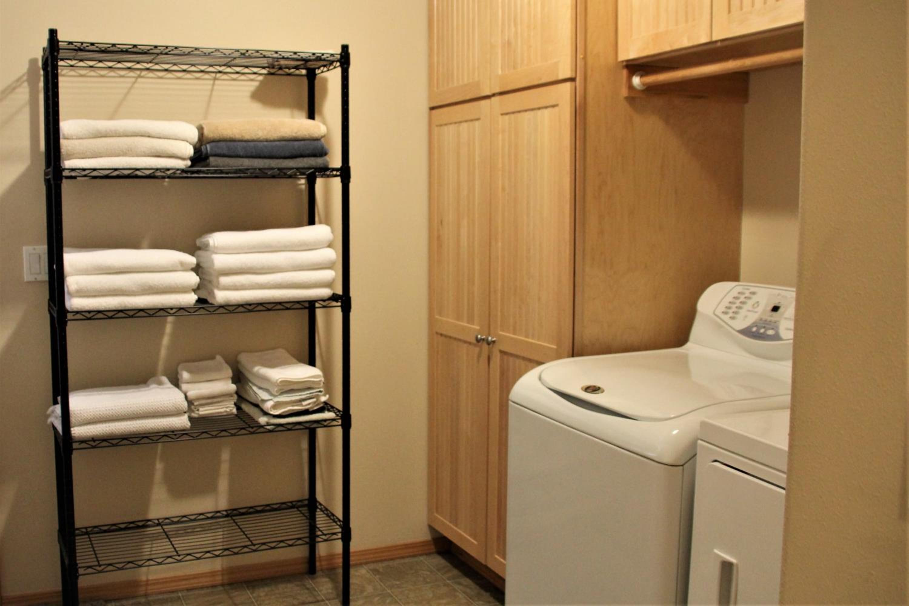 Four-Bedroom House photo 2