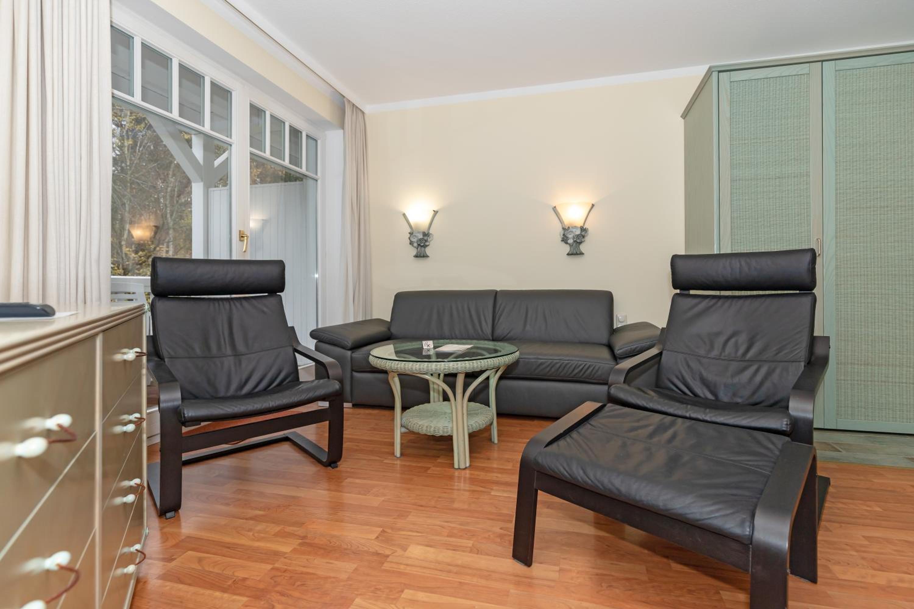 Two-Bedroom Apartment with Balcony - South (Nr. 26)