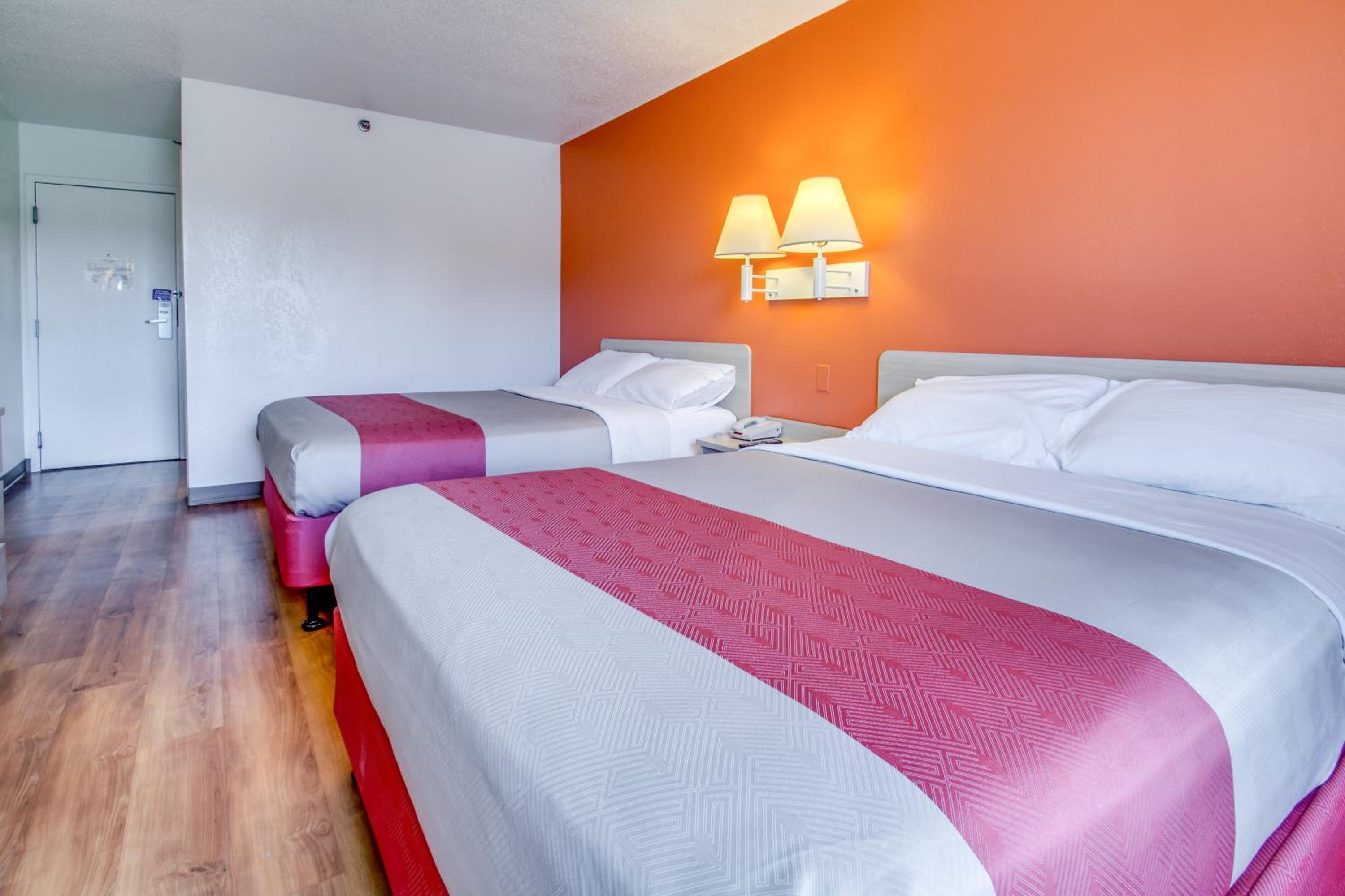 Queen Room with Two Queen Beds - Disability Access - Non-Smoking
