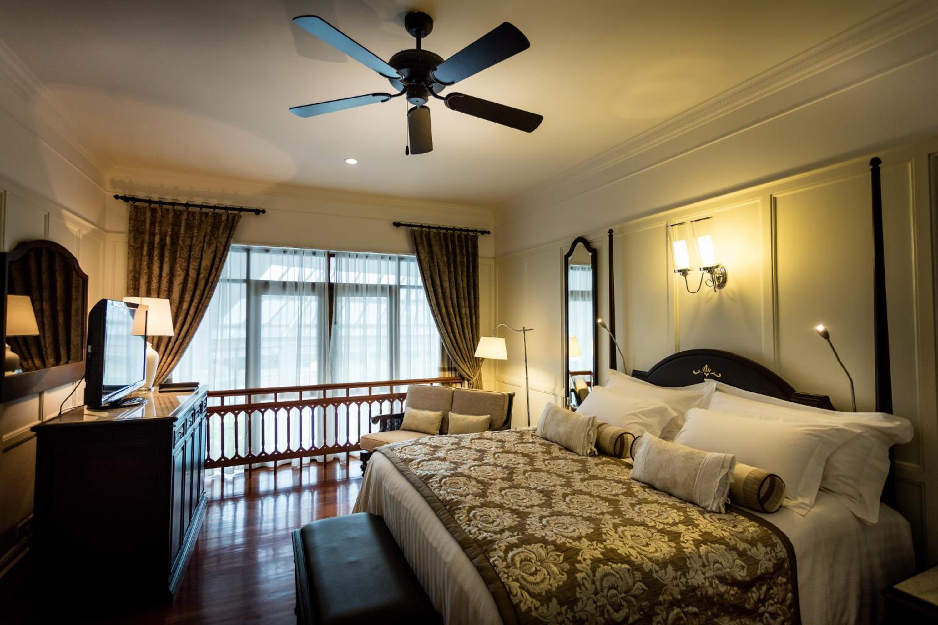 Duplex Suite 1 Bedroom Pool View King