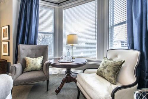 Deluxe Suite - Princess Royal
