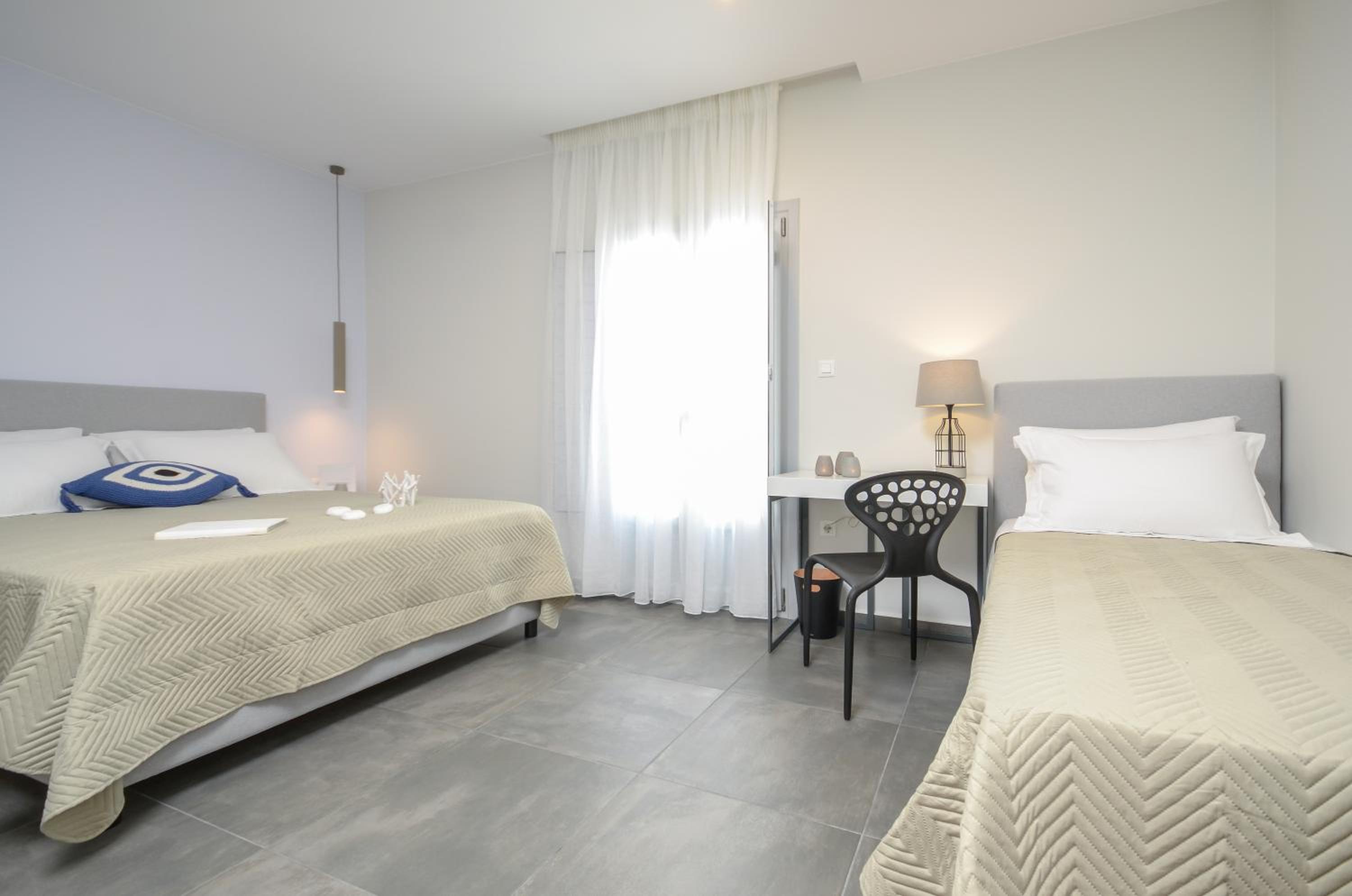 Superior Triple Room - Photo 1