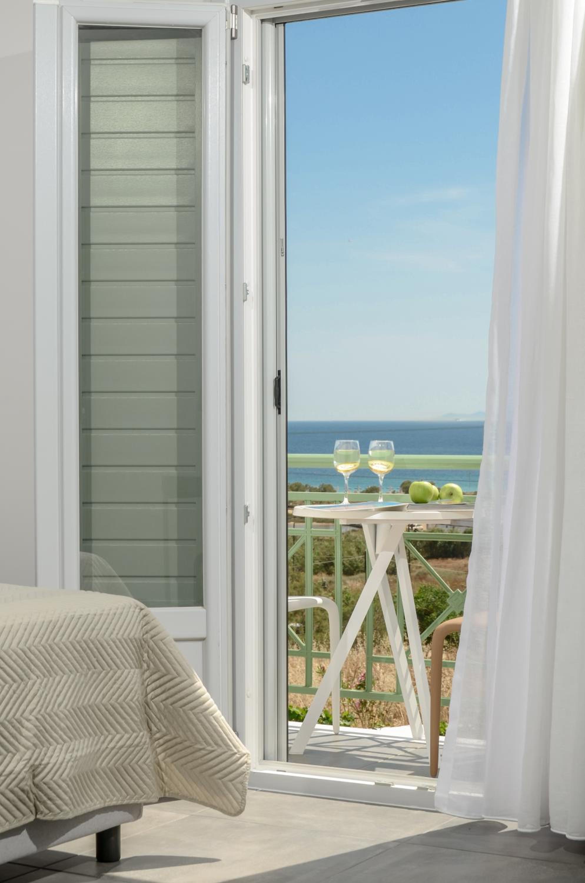 Superior Double Room with Sea View - Photo 17