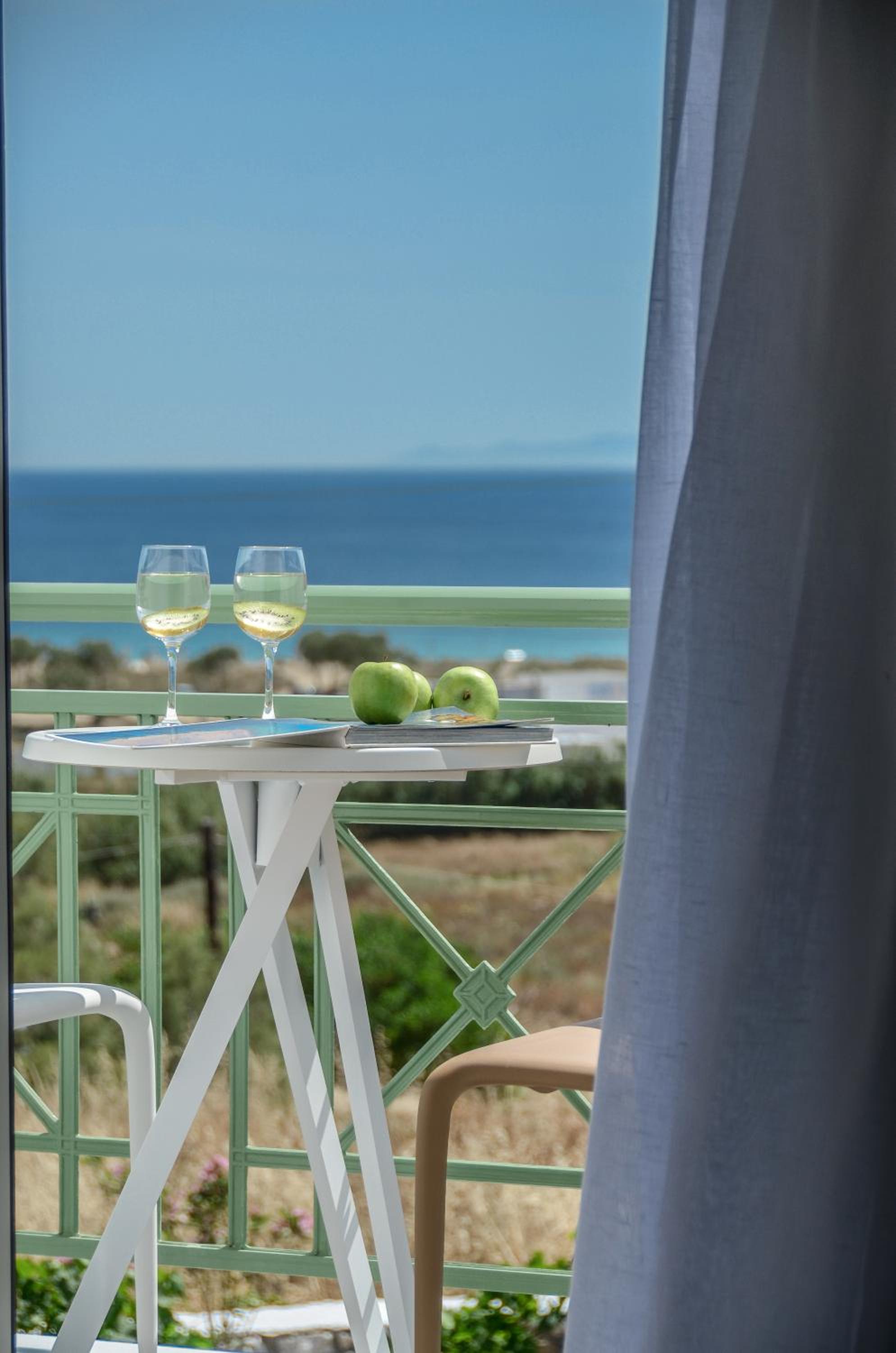 Superior Double Room with Sea View - Photo 6