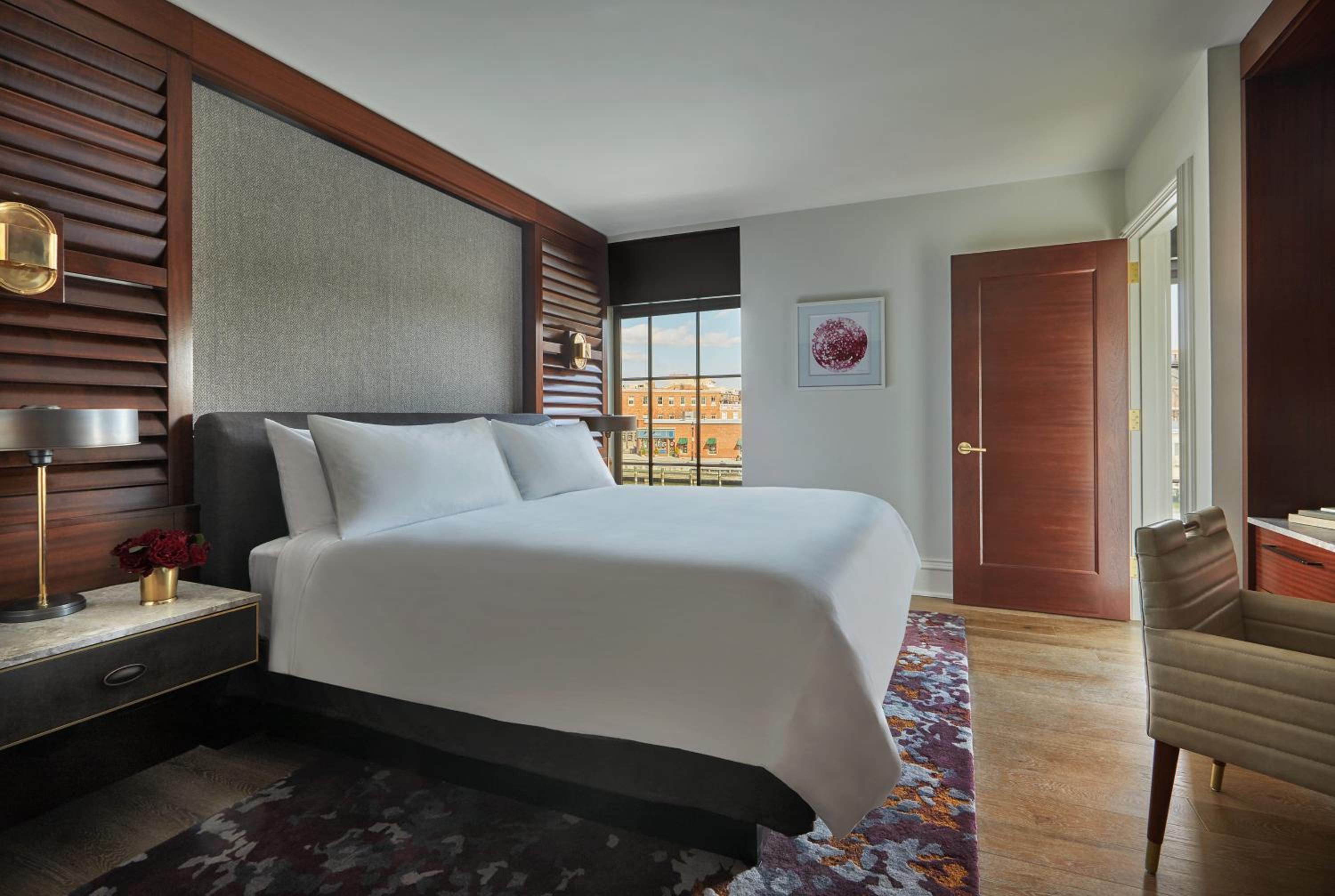 Harbor One Bedroom Suite