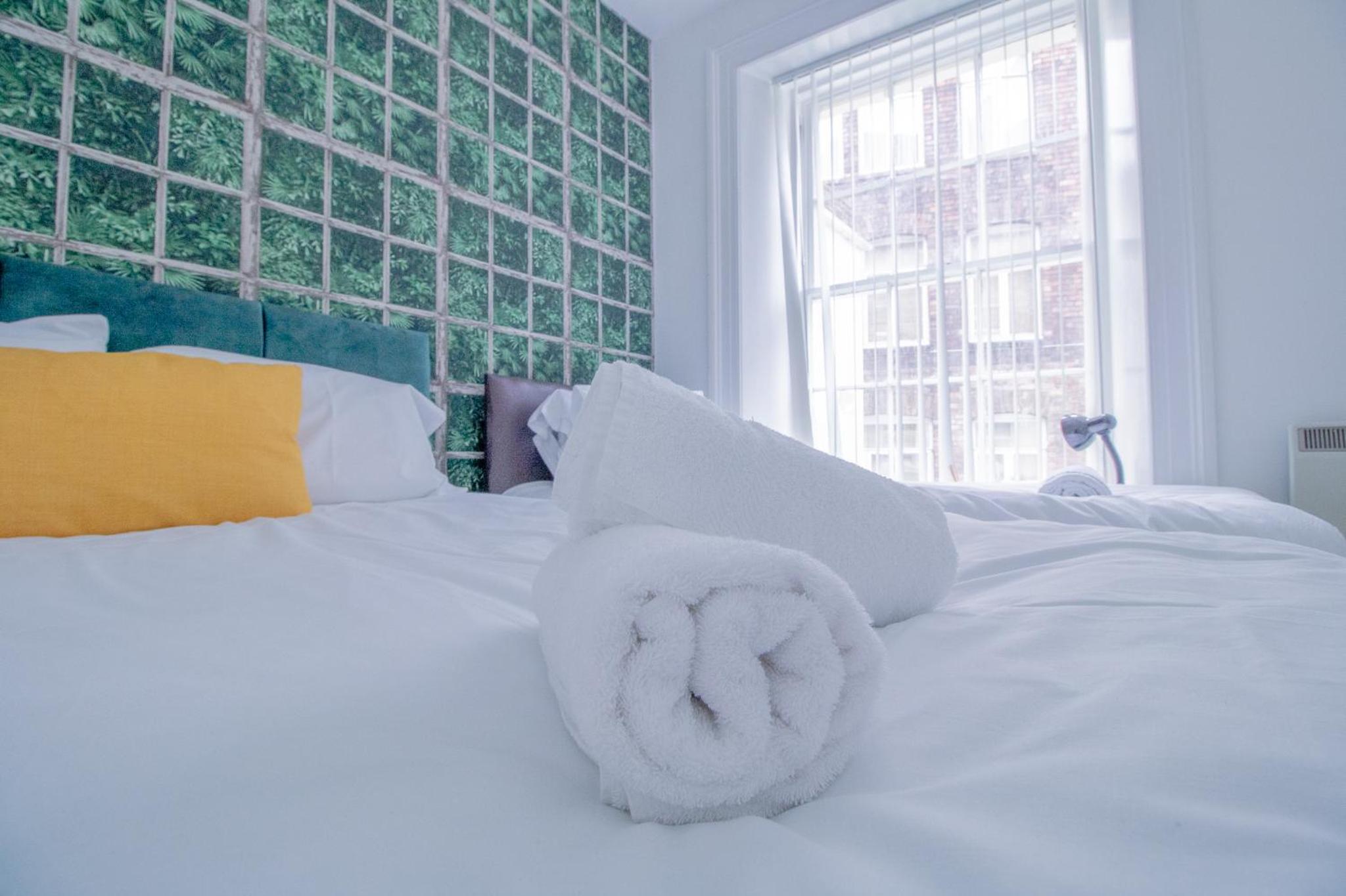Two-Bedroom Apartment - Photo 13