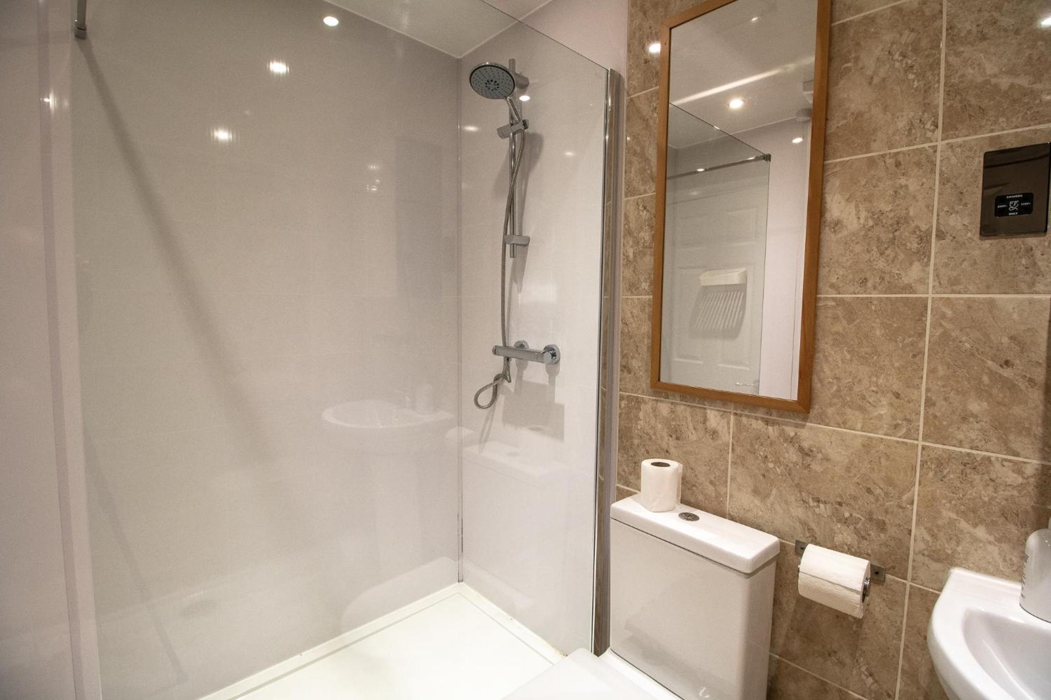 Two-Bedroom Apartment - Photo 17