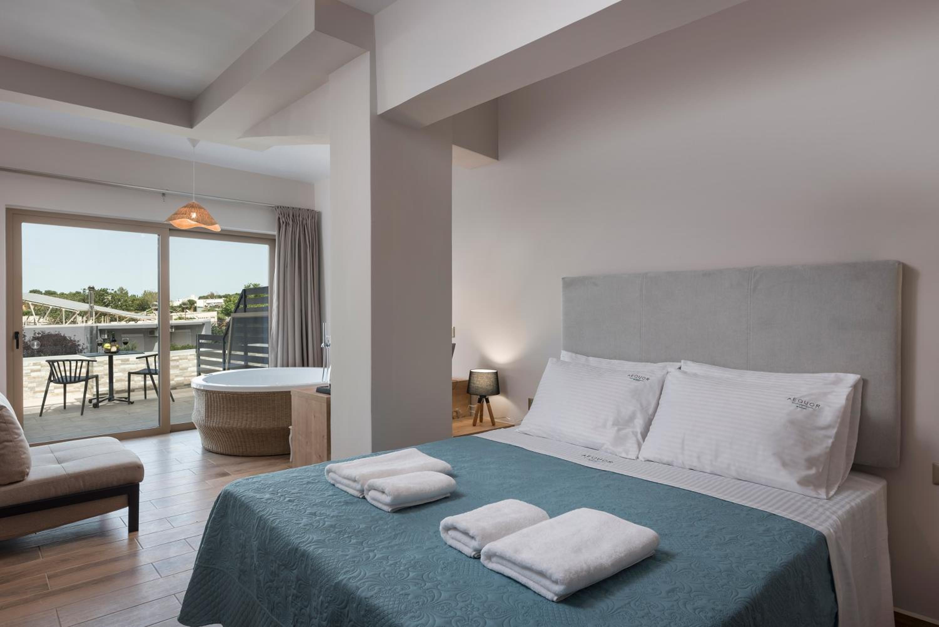 Suite with Sea View & Common  Kitchen photo 1