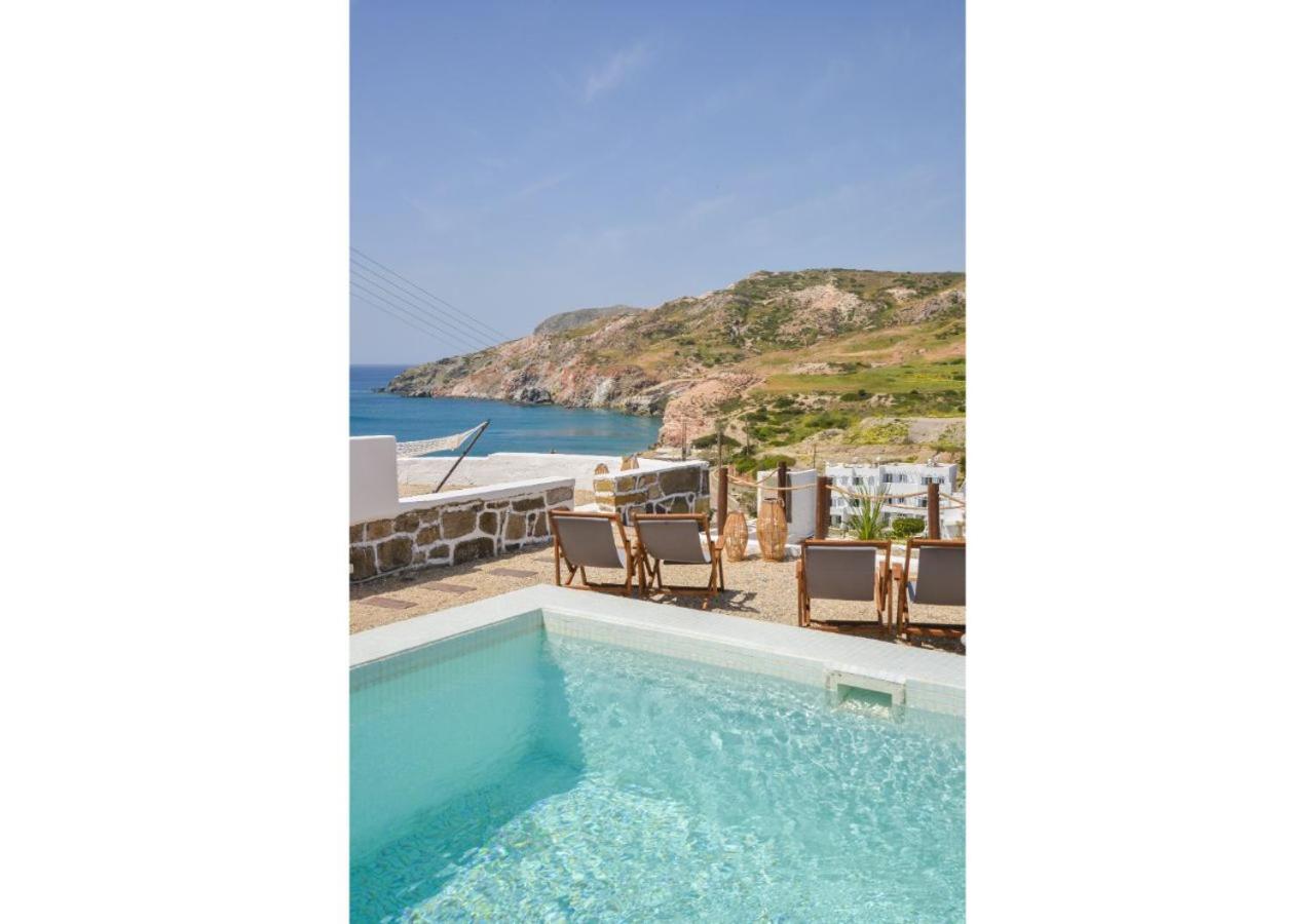 Deluxe Double Room with Sea View photo 2