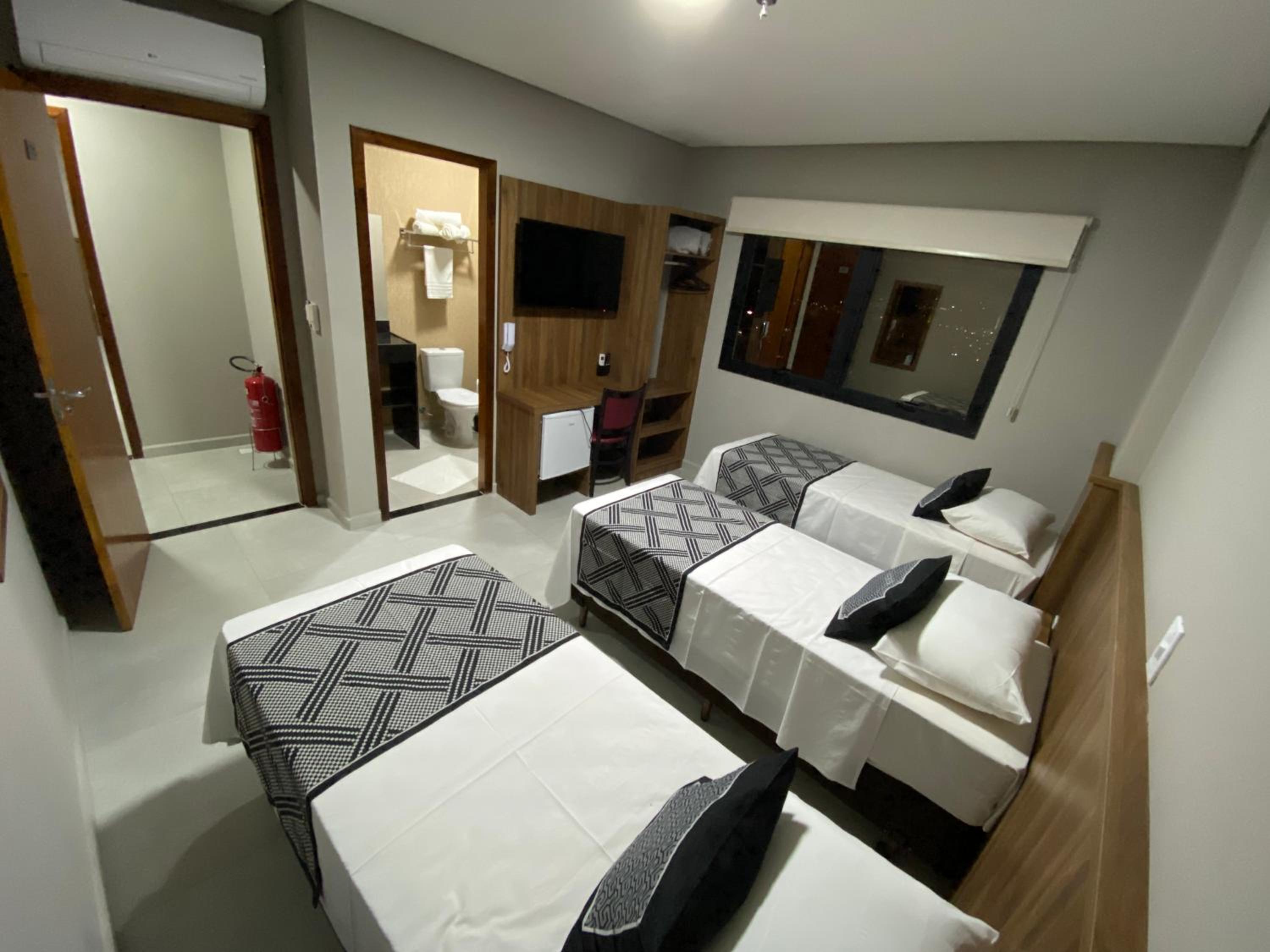 Triple Room - Photo 3