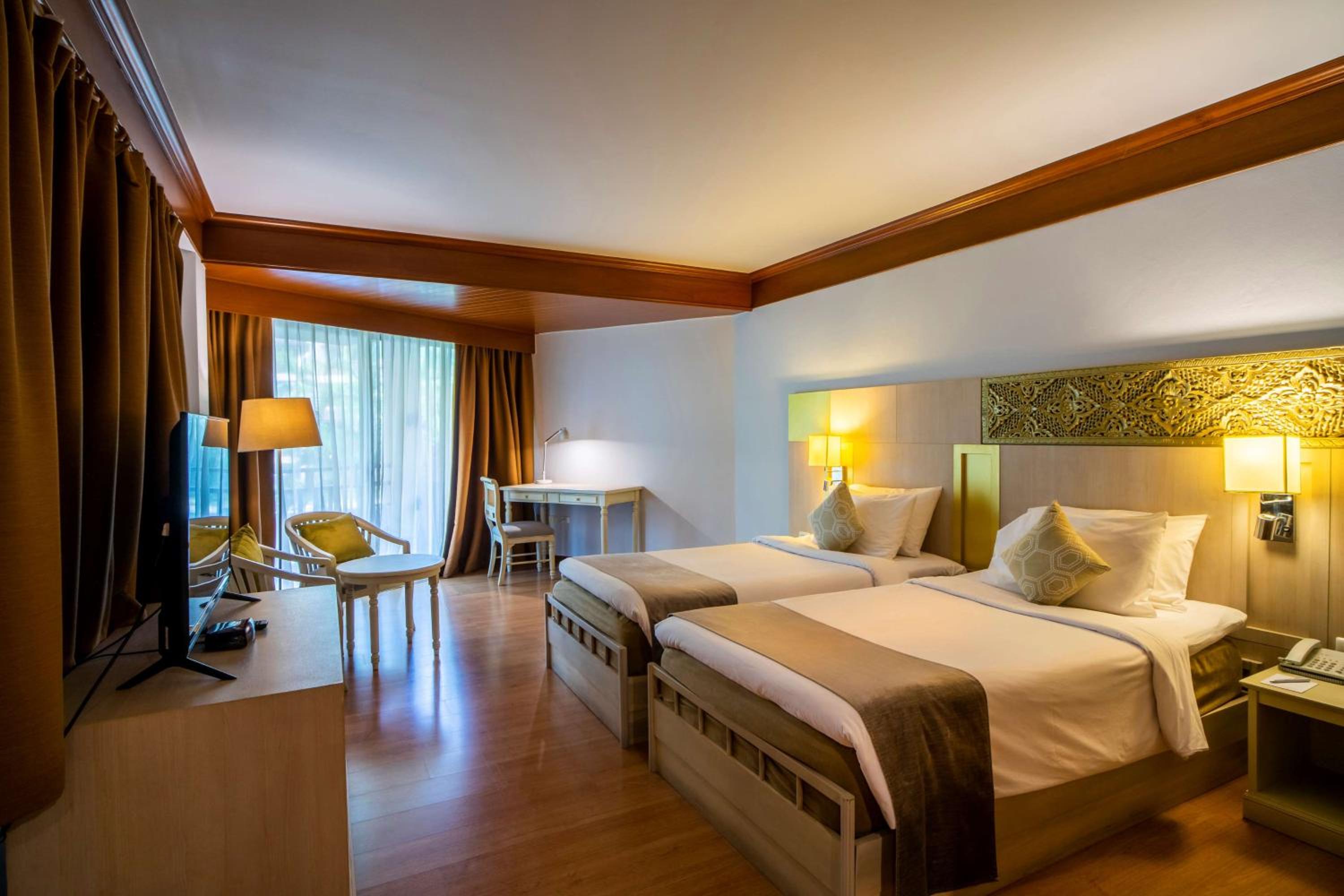 Twin Room with Pool View