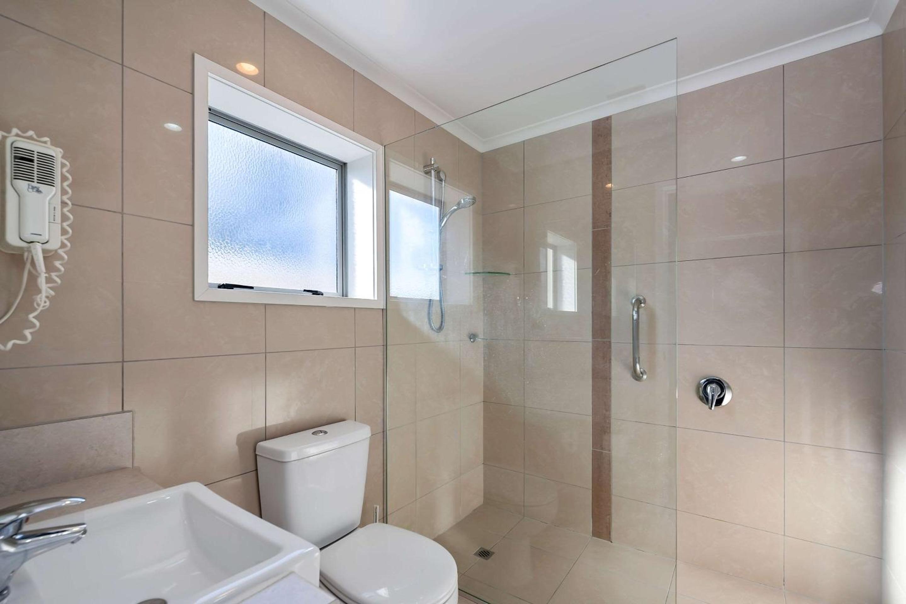 Two-Bedroom Apartment - Photo 9