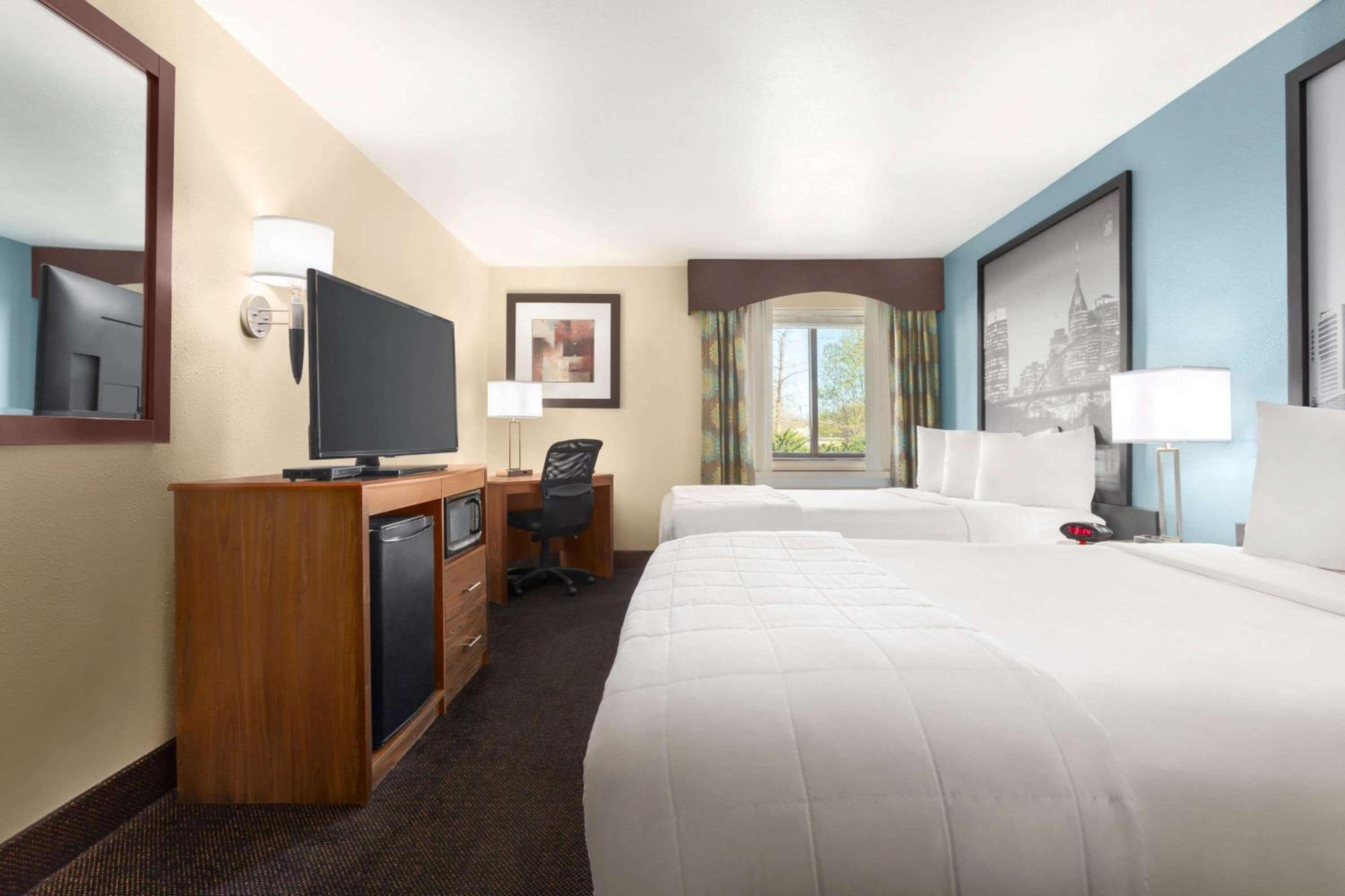 Queen Room with Two Queen Beds - Non-Smoking