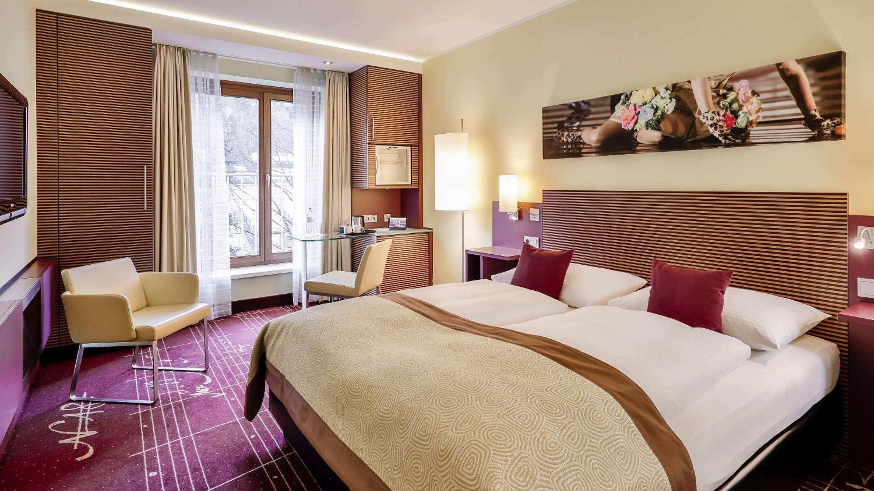 Standard Twin Room - Photo 1