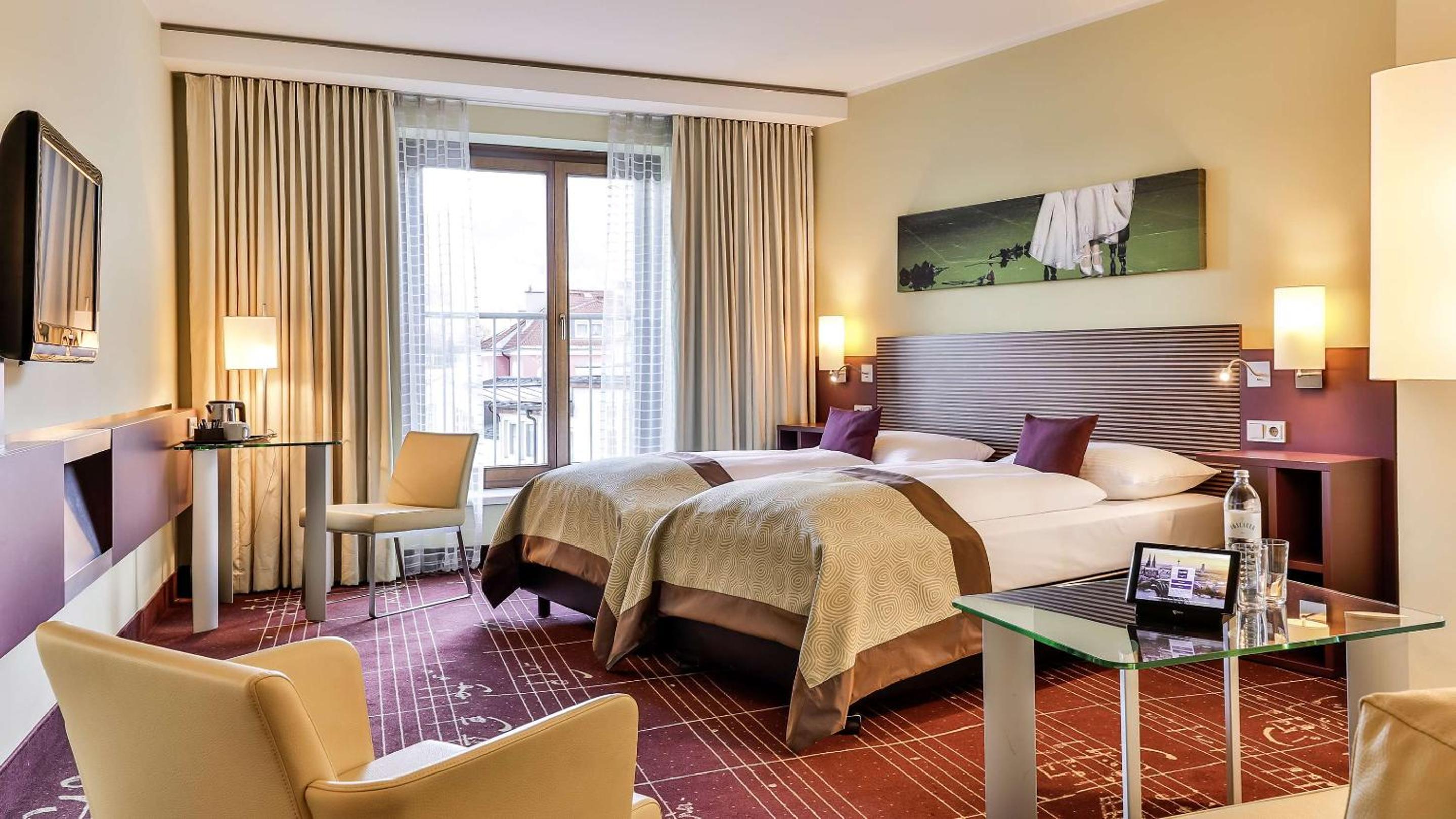 Standard Twin Room - Photo 9