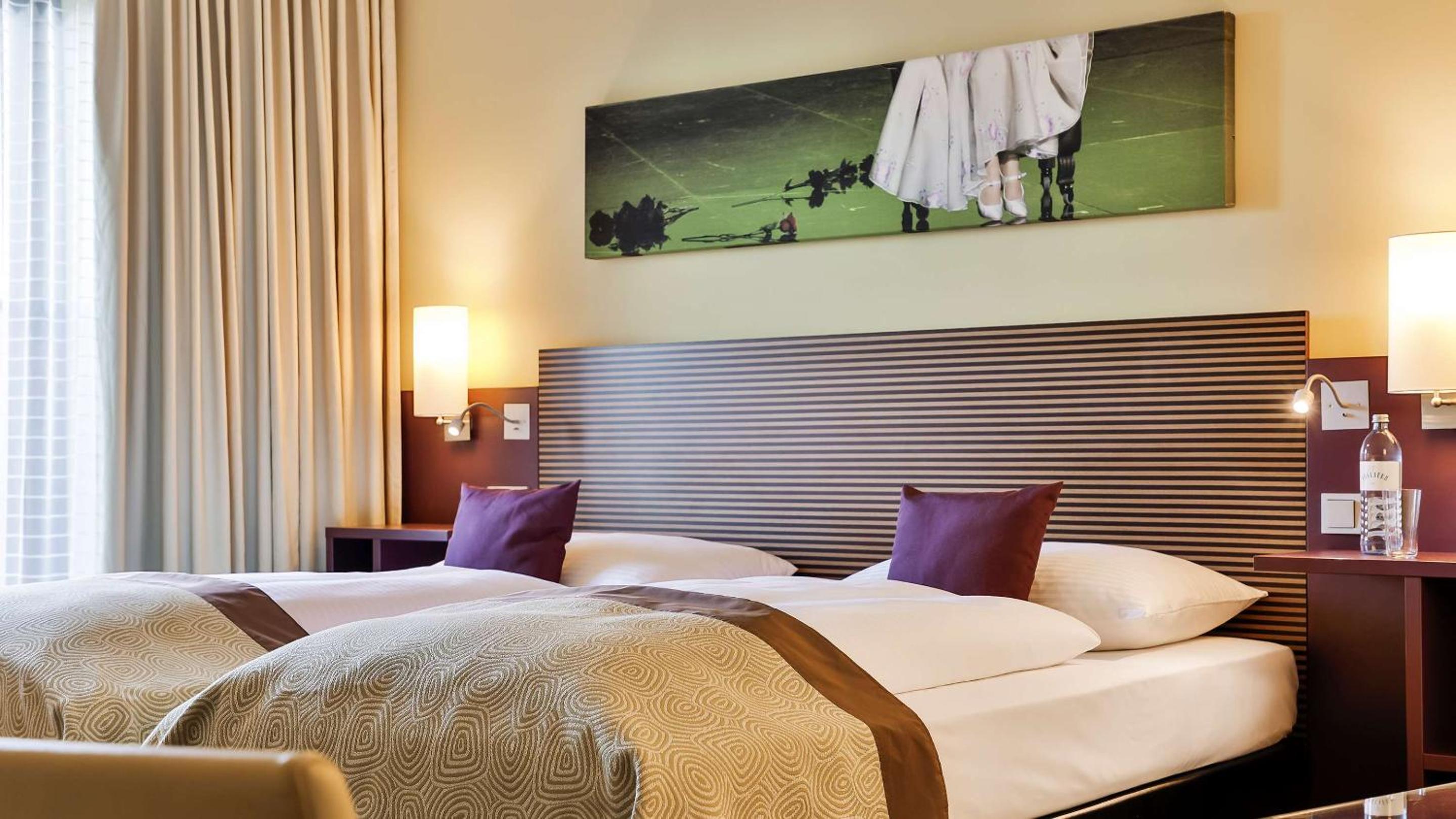 Standard Twin Room - Photo 5