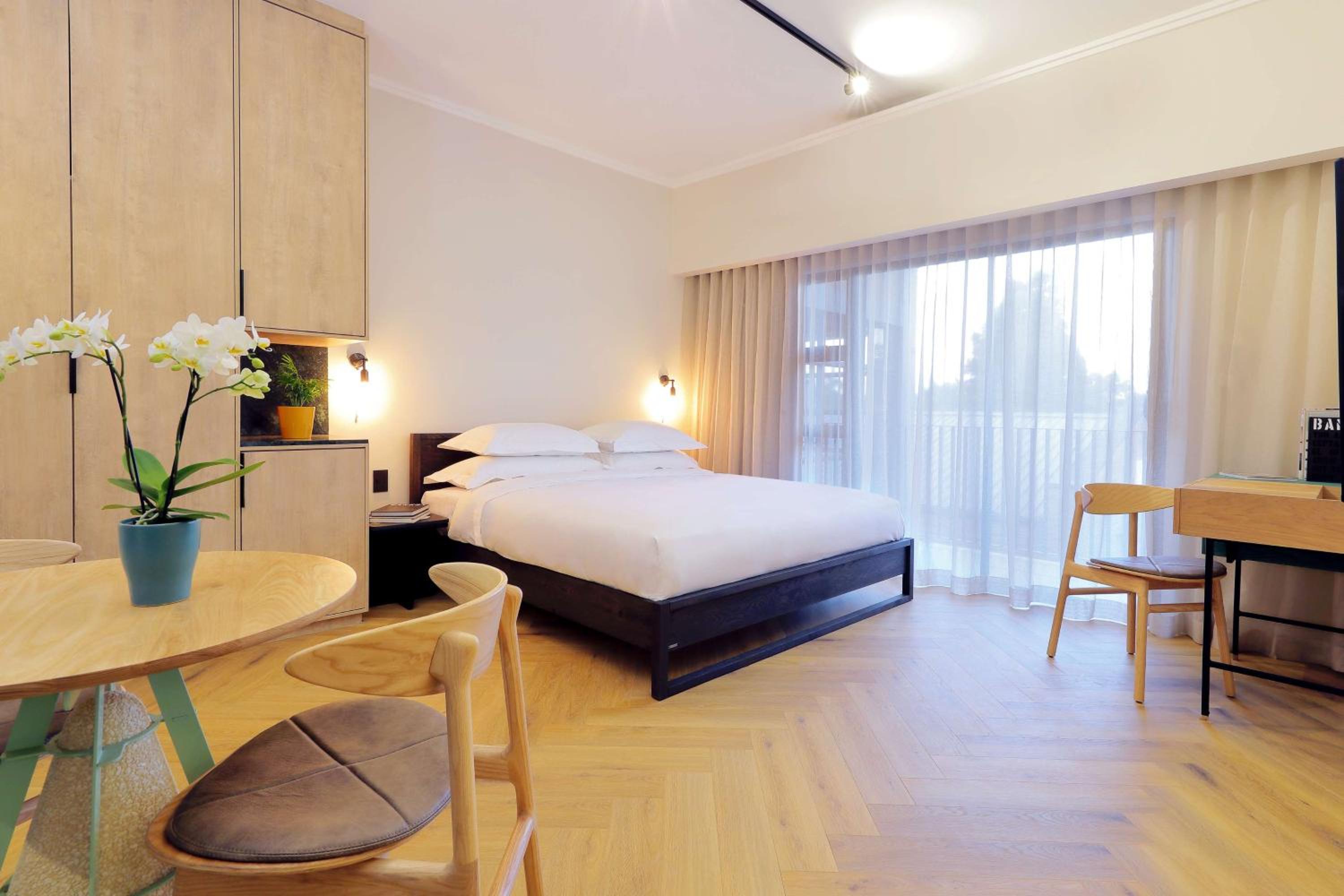 Three-Bedroom Family Suite photo 1