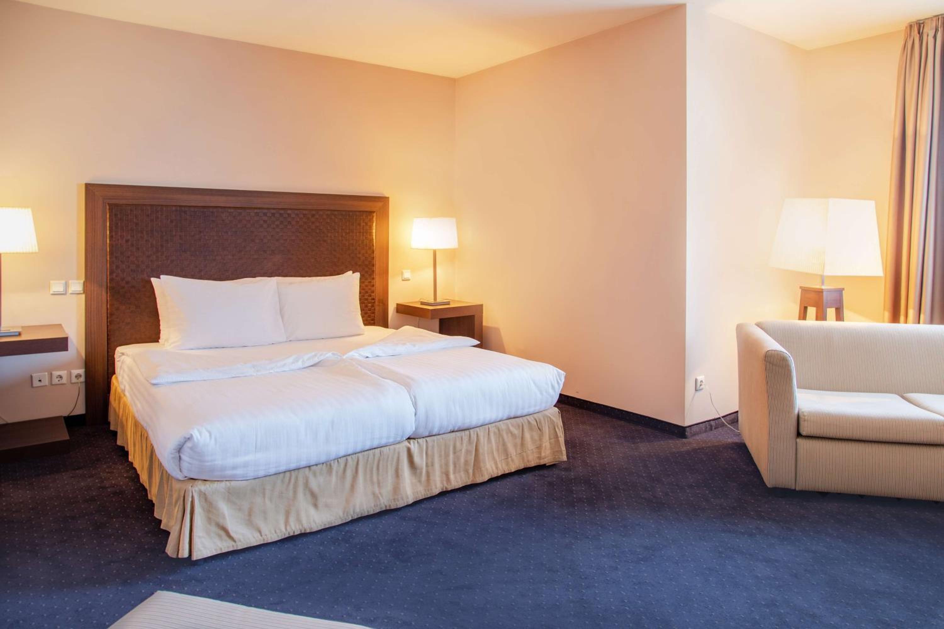 Premium Room - Photo 1