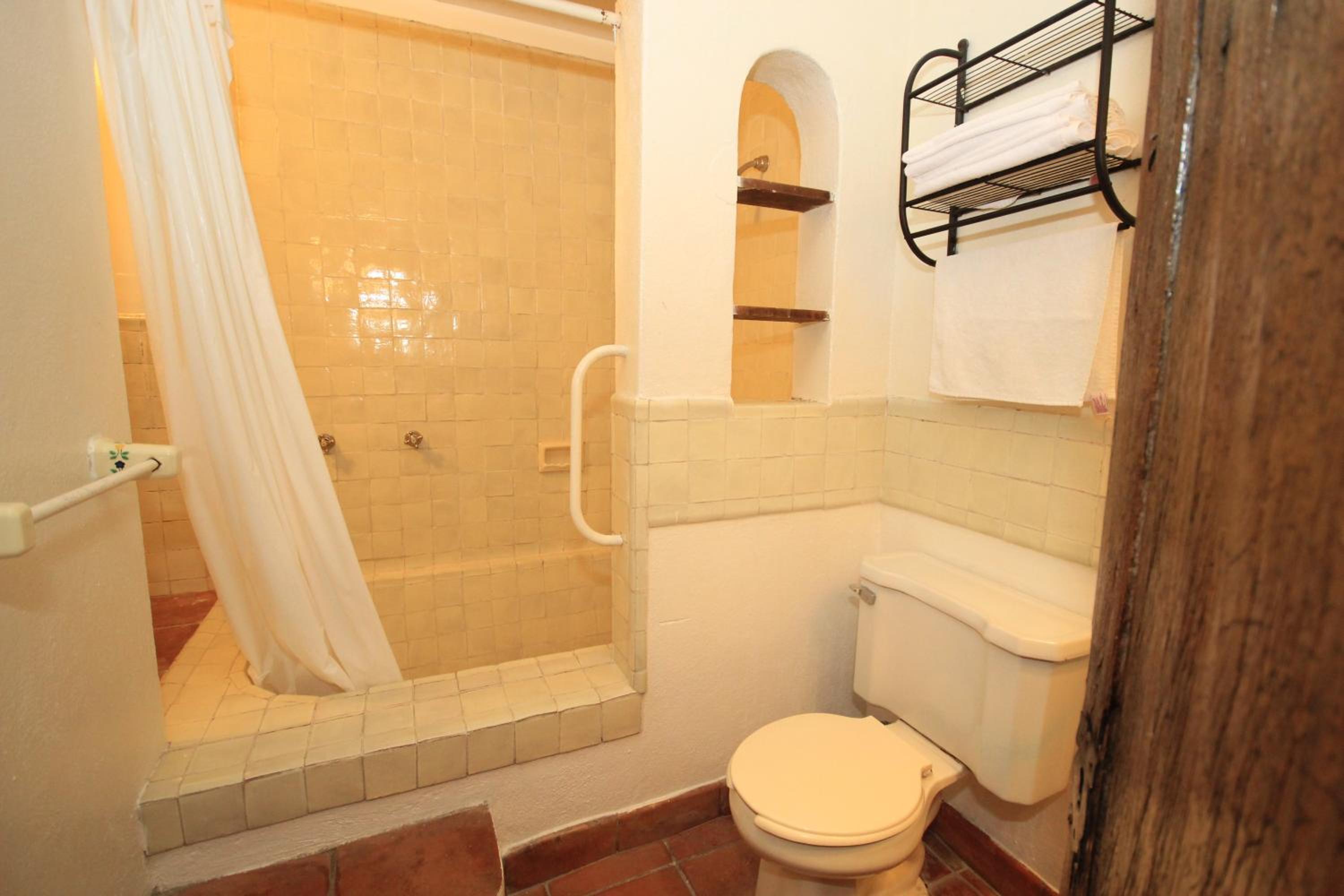 Standard Room - Photo 3