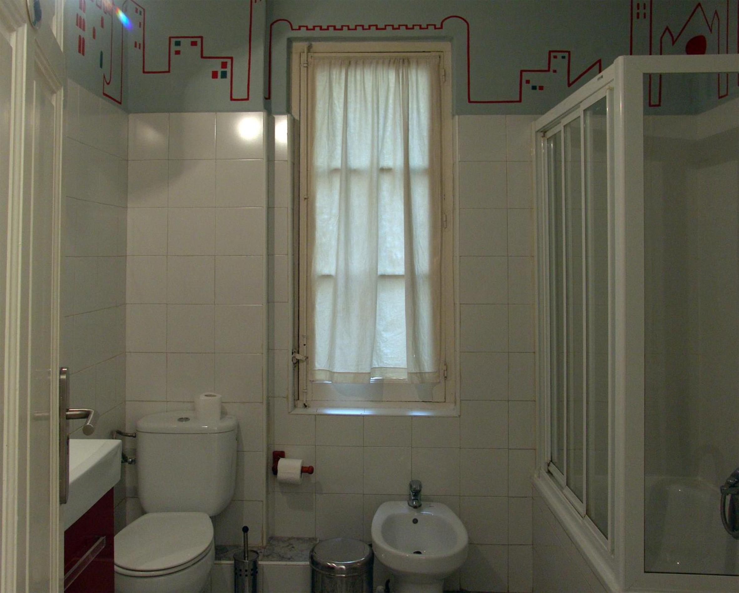 Double or Twin Room with Shared Bathroom photo 3