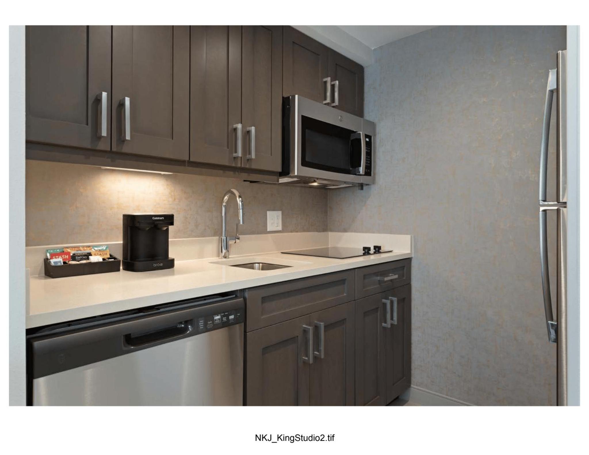 King Studio Suite - Hearing Access - Photo 2