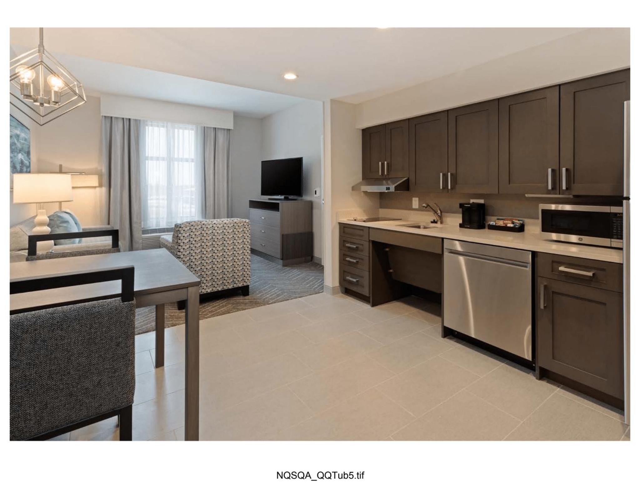 Suite with Two Queen Beds and Tub - Mobility Accessible - Photo 7