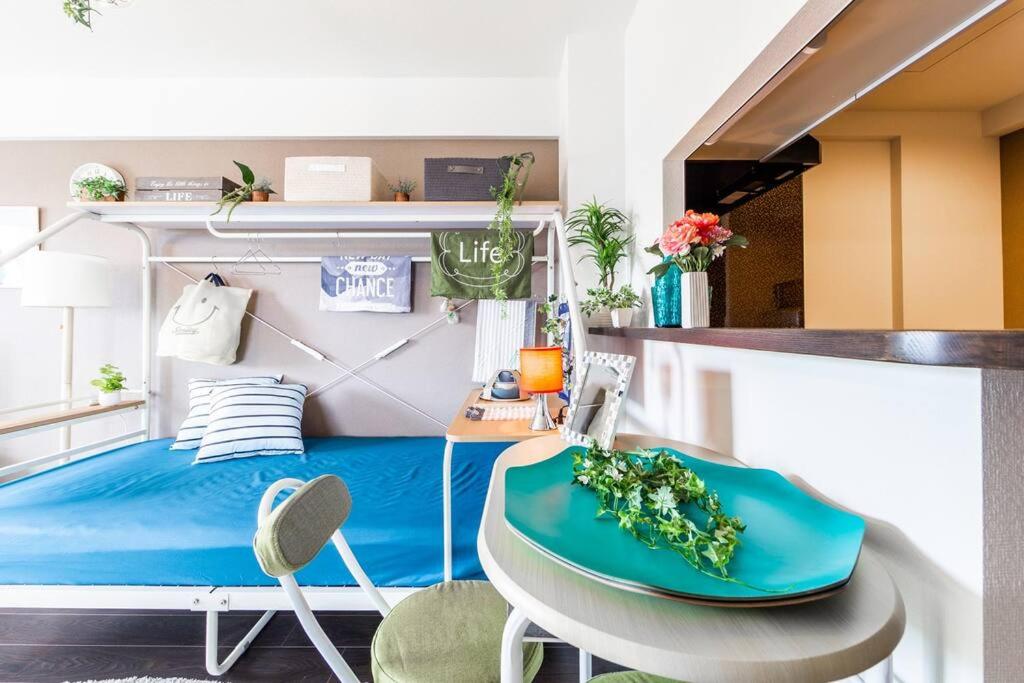 One-Bedroom Apartment - Photo 37