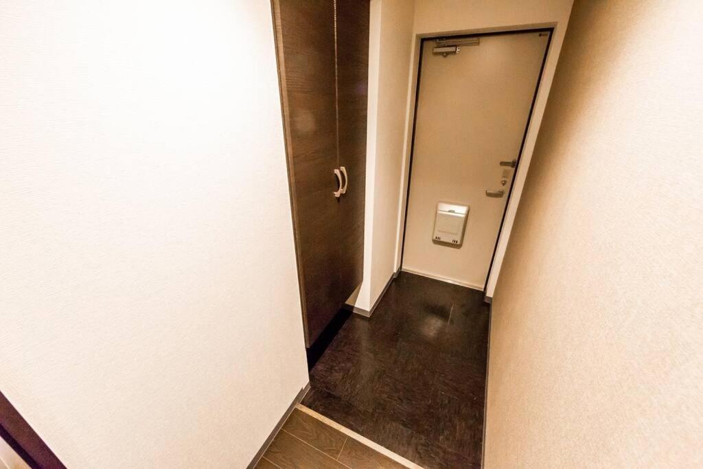 One-Bedroom Apartment - Photo 8