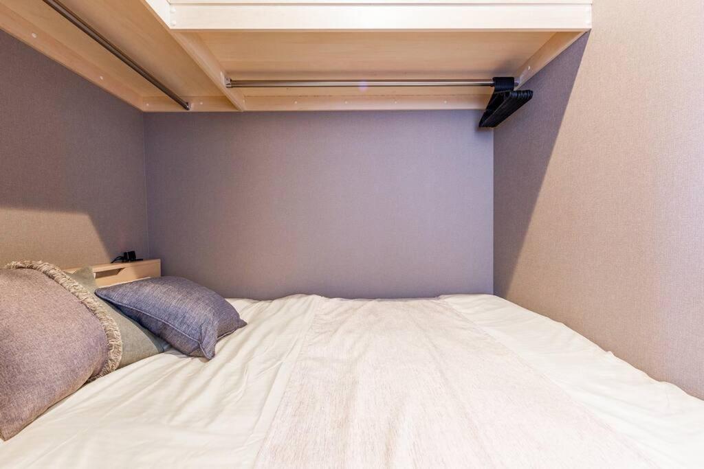 One-Bedroom Apartment - Photo 39